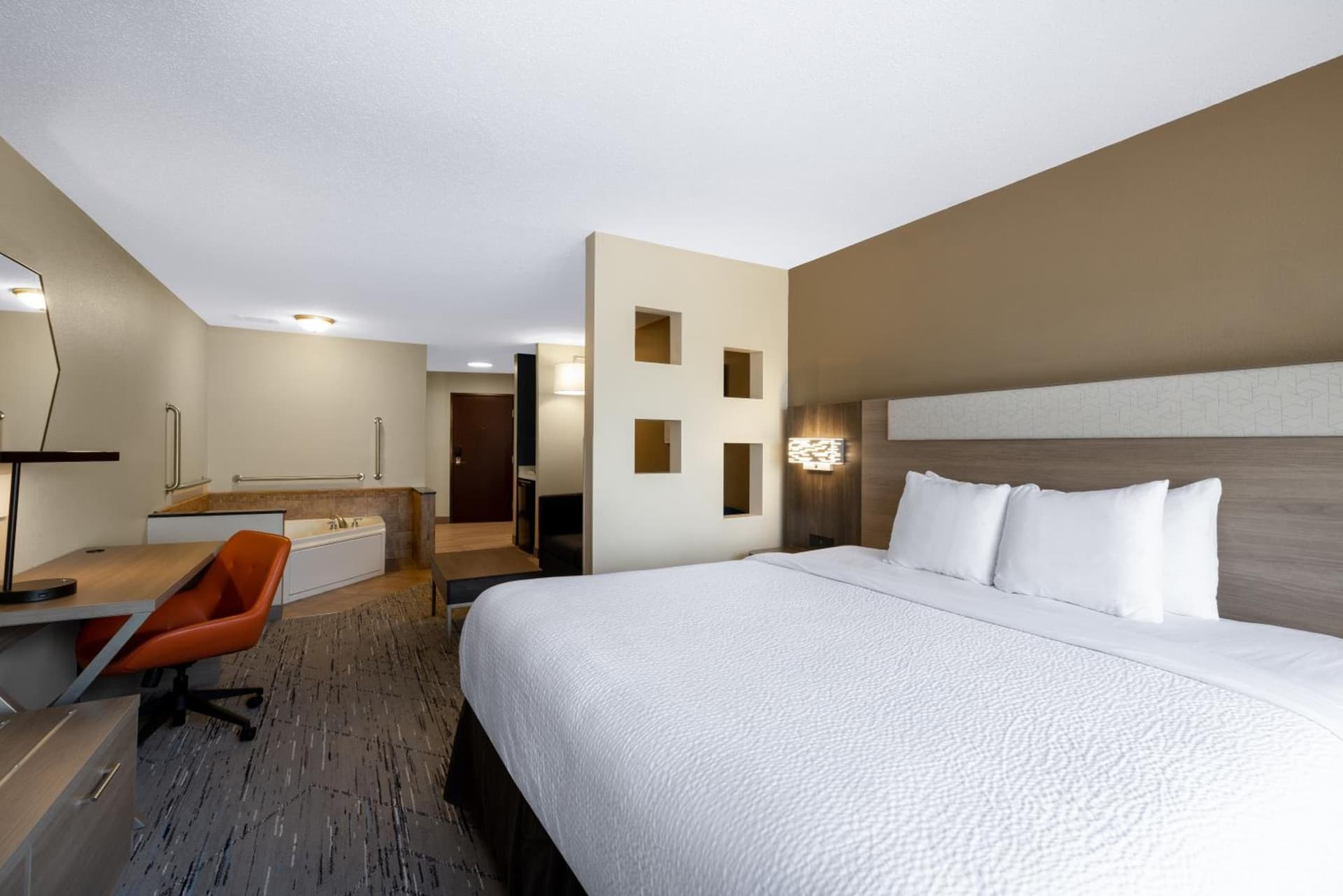 Holiday Inn Express Rochester South - Mayo Area by IHG gallery photo in Rochester, MN — image 7