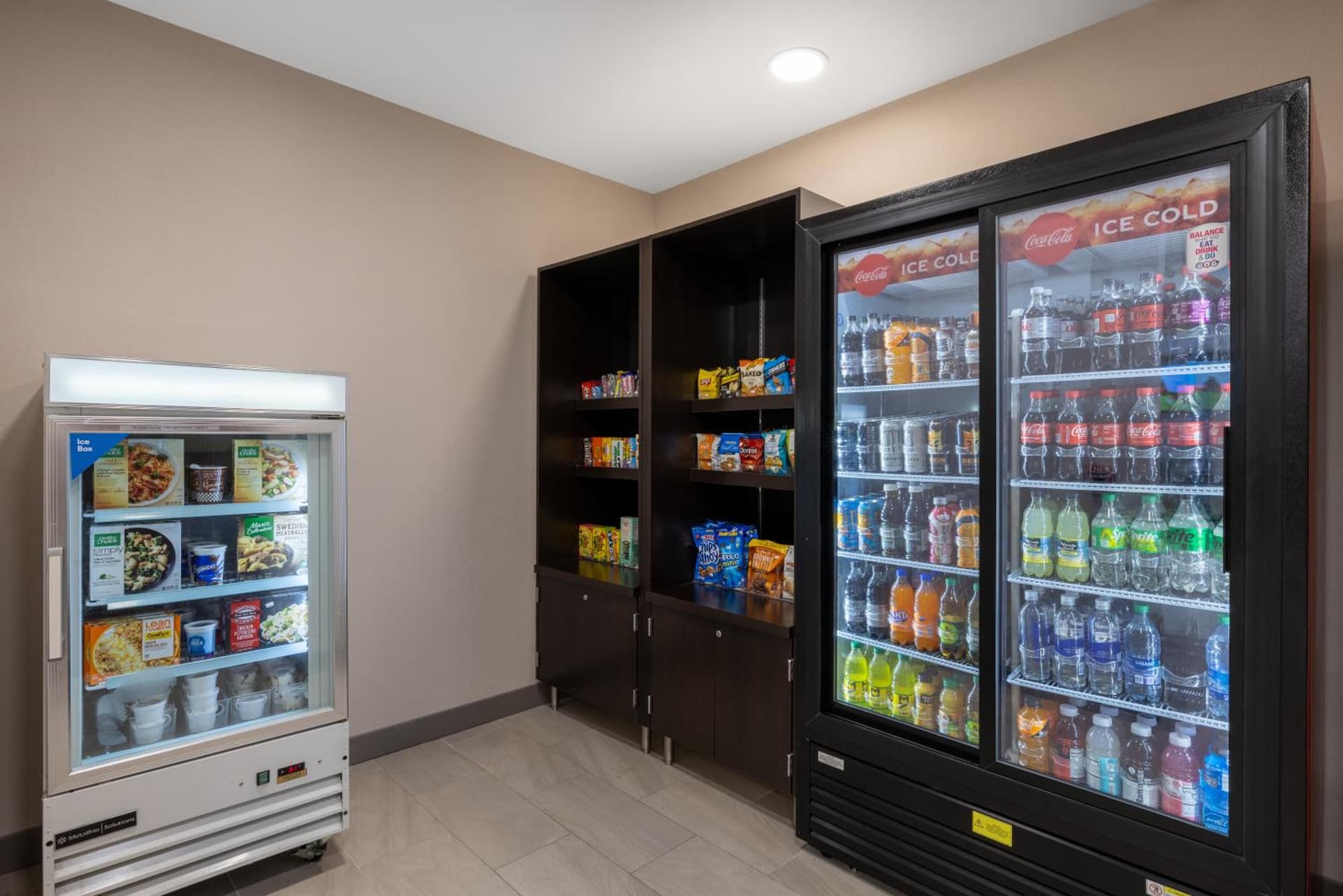 Holiday Inn Express Rochester South - Mayo Area by IHG interior in Rochester, MN — gallery photo 2
