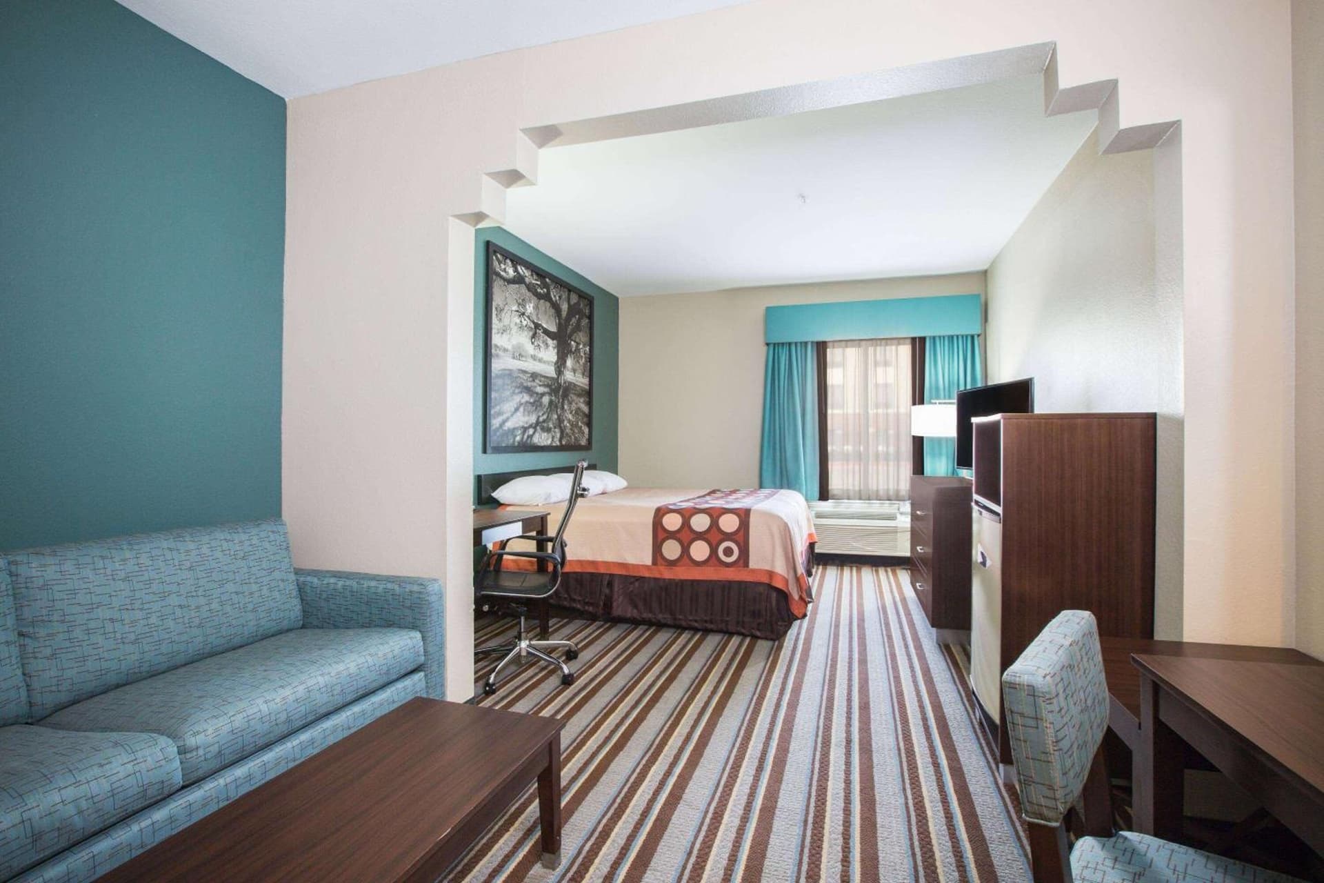 Super 8 by Wyndham Port Arthur/Nederland Area gallery photo in Port Arthur, TX — image 19