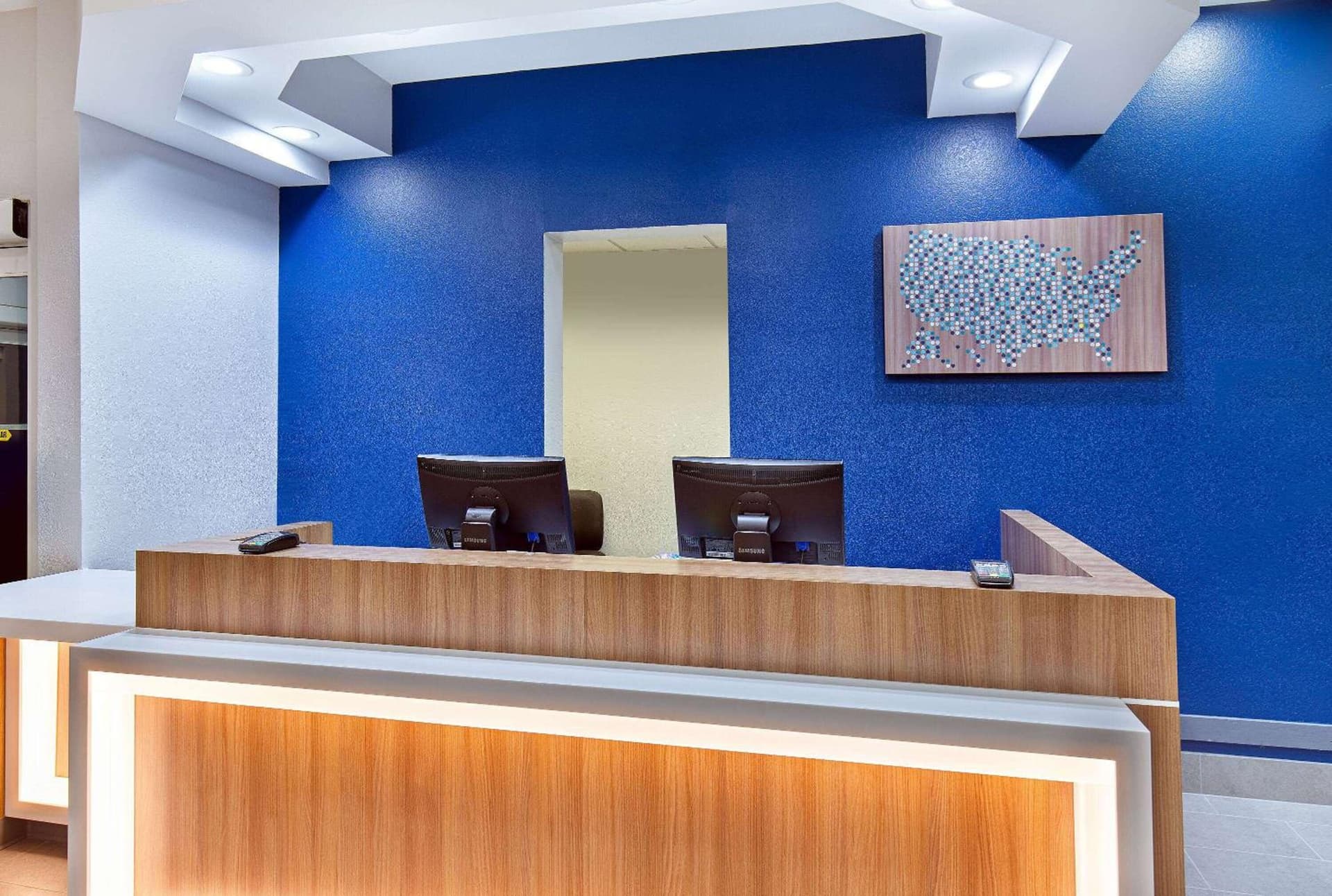 Microtel Inn and Suites by Wyndham gallery photo in Opelika, AL — image 13
