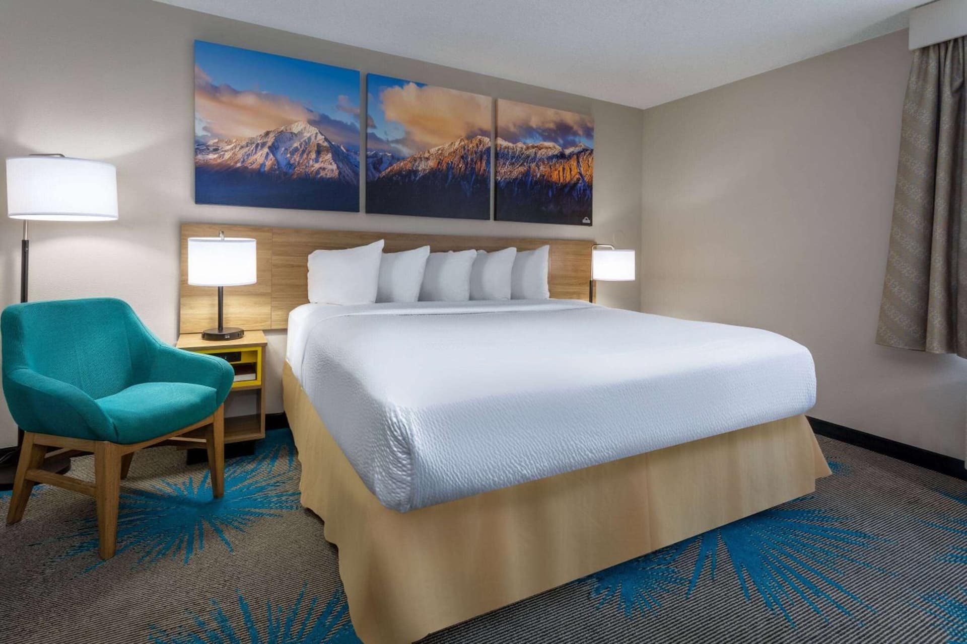 Days Inn & Suites by Wyndham Denver International Airport gallery photo in Denver, CO — image 33