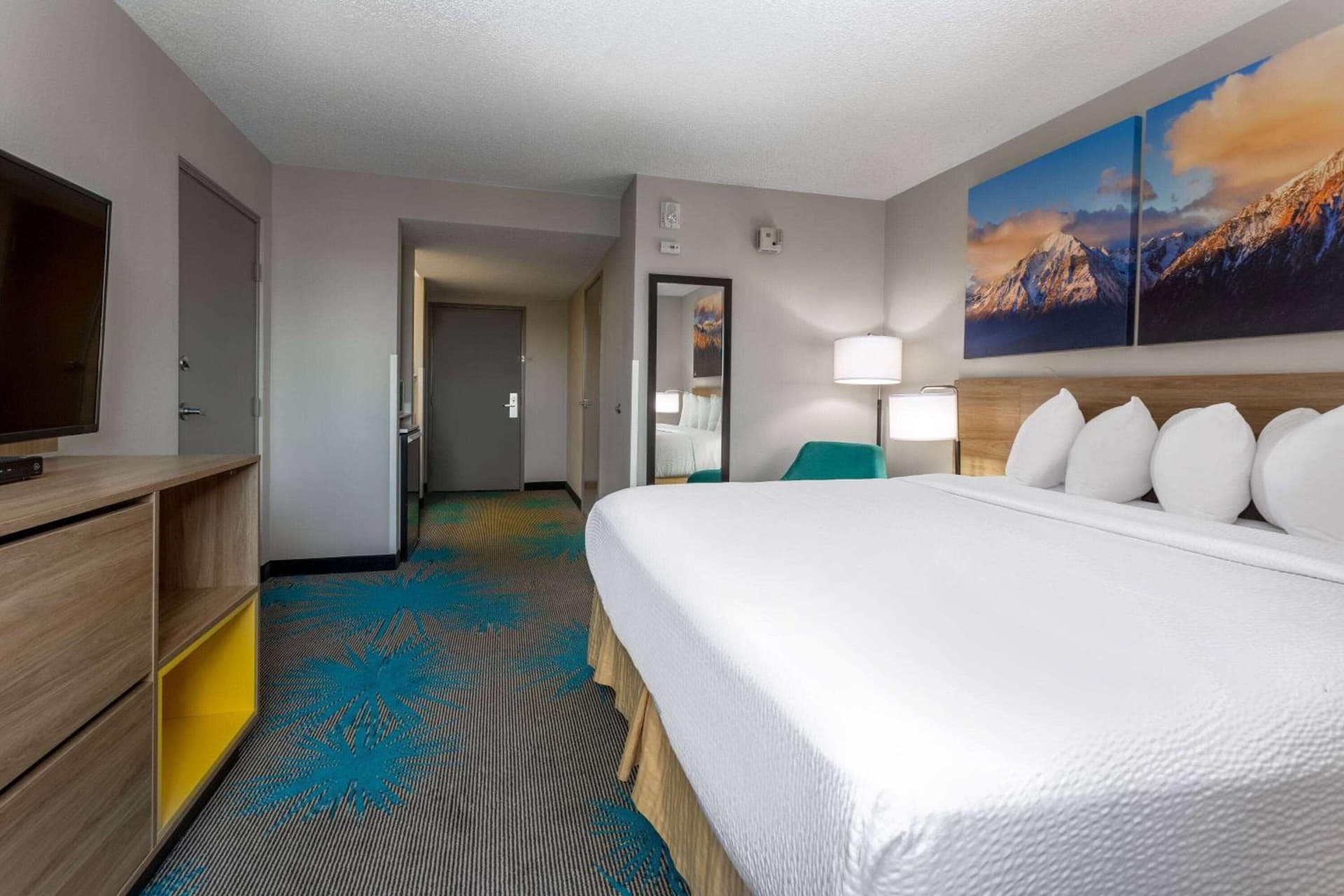 Days Inn & Suites by Wyndham Denver International Airport gallery photo in Denver, CO — image 31