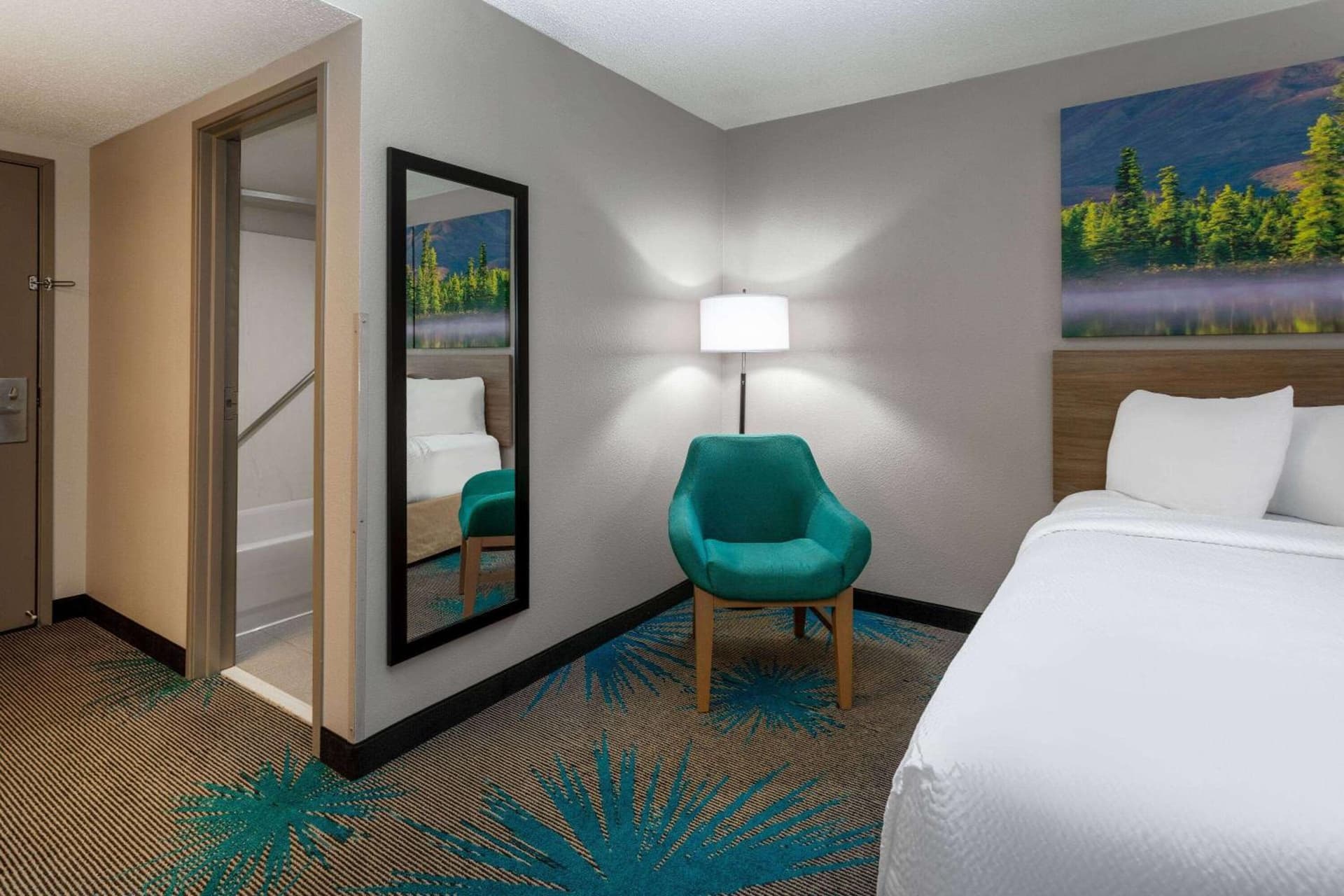 Days Inn & Suites by Wyndham Denver International Airport gallery photo in Denver, CO — image 12