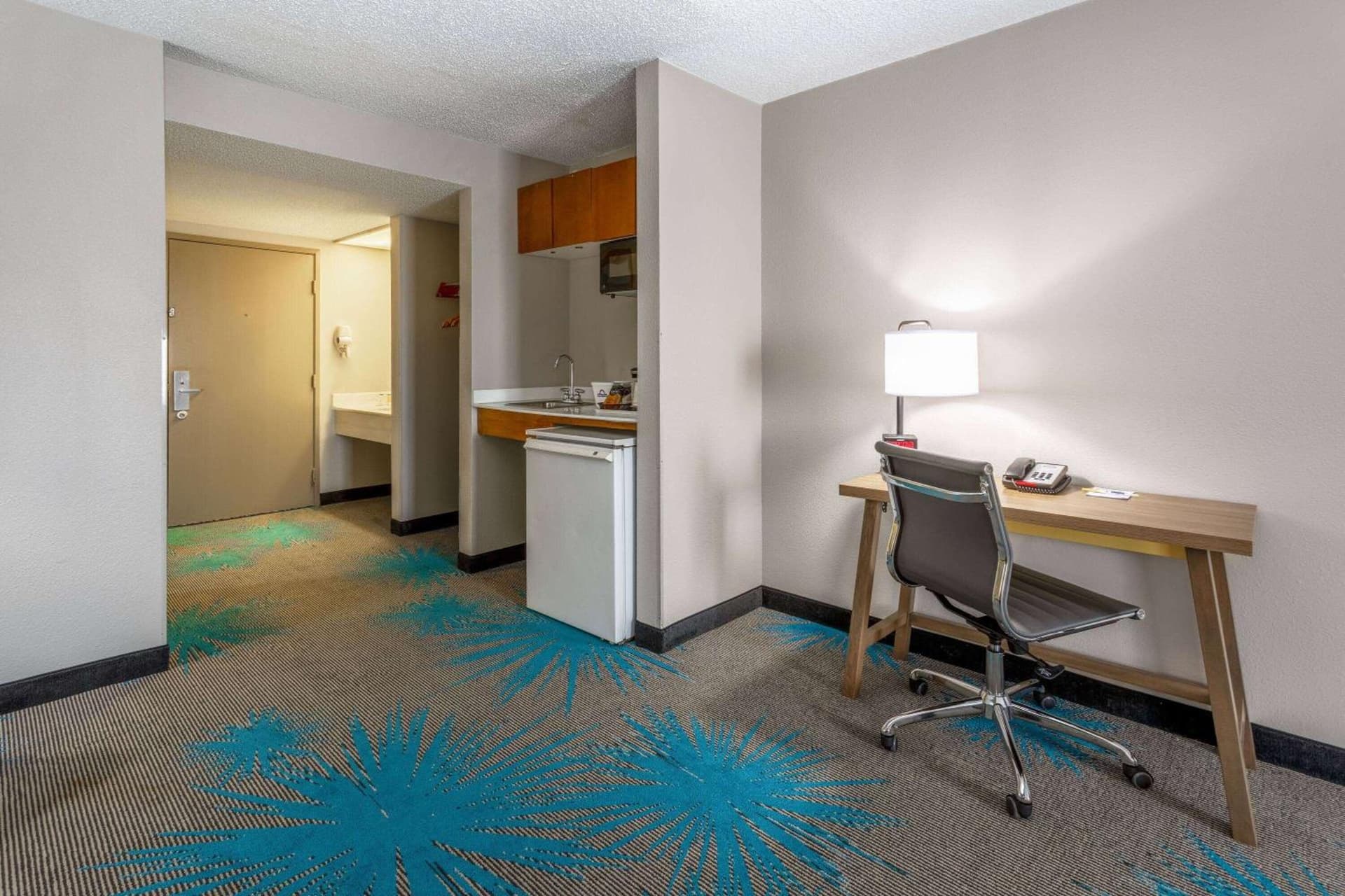 Days Inn & Suites by Wyndham Denver International Airport gallery photo in Denver, CO — image 38
