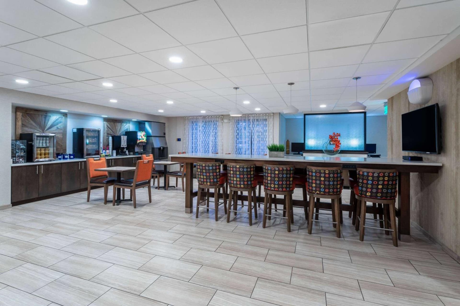 Days Inn & Suites by Wyndham Denver International Airport gallery photo in Denver, CO — image 19
