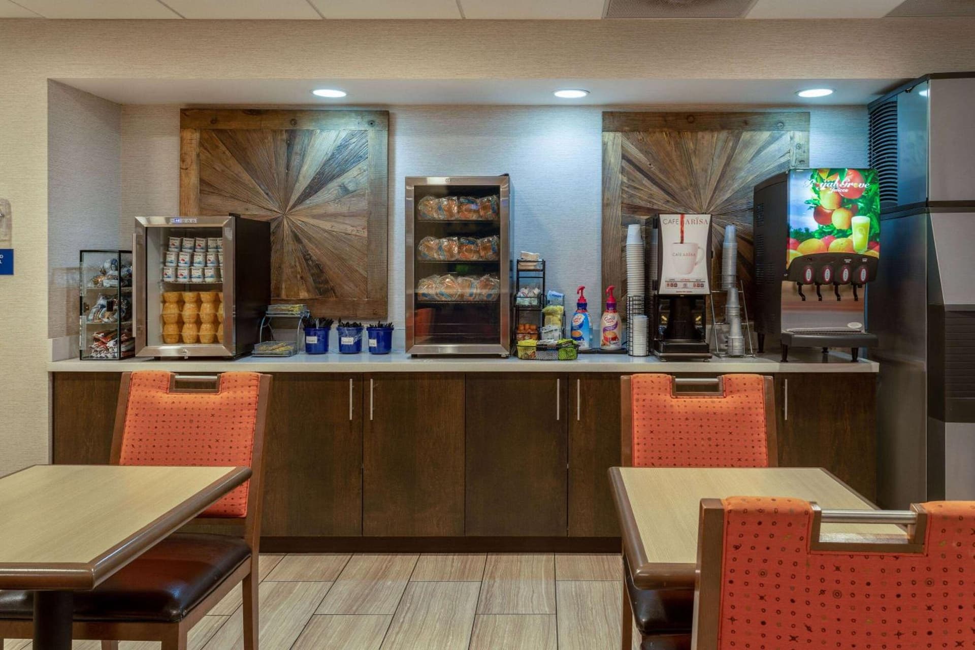 Days Inn & Suites by Wyndham Denver International Airport gallery photo in Denver, CO — image 5