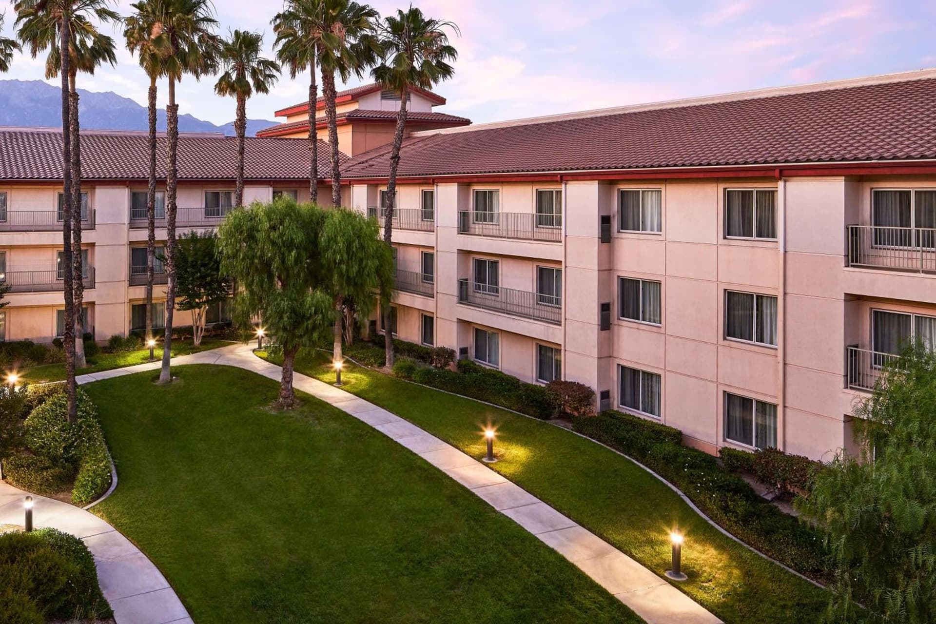 DoubleTree by Hilton Ontario Airport property views in Ontario, CA — gallery photo 3