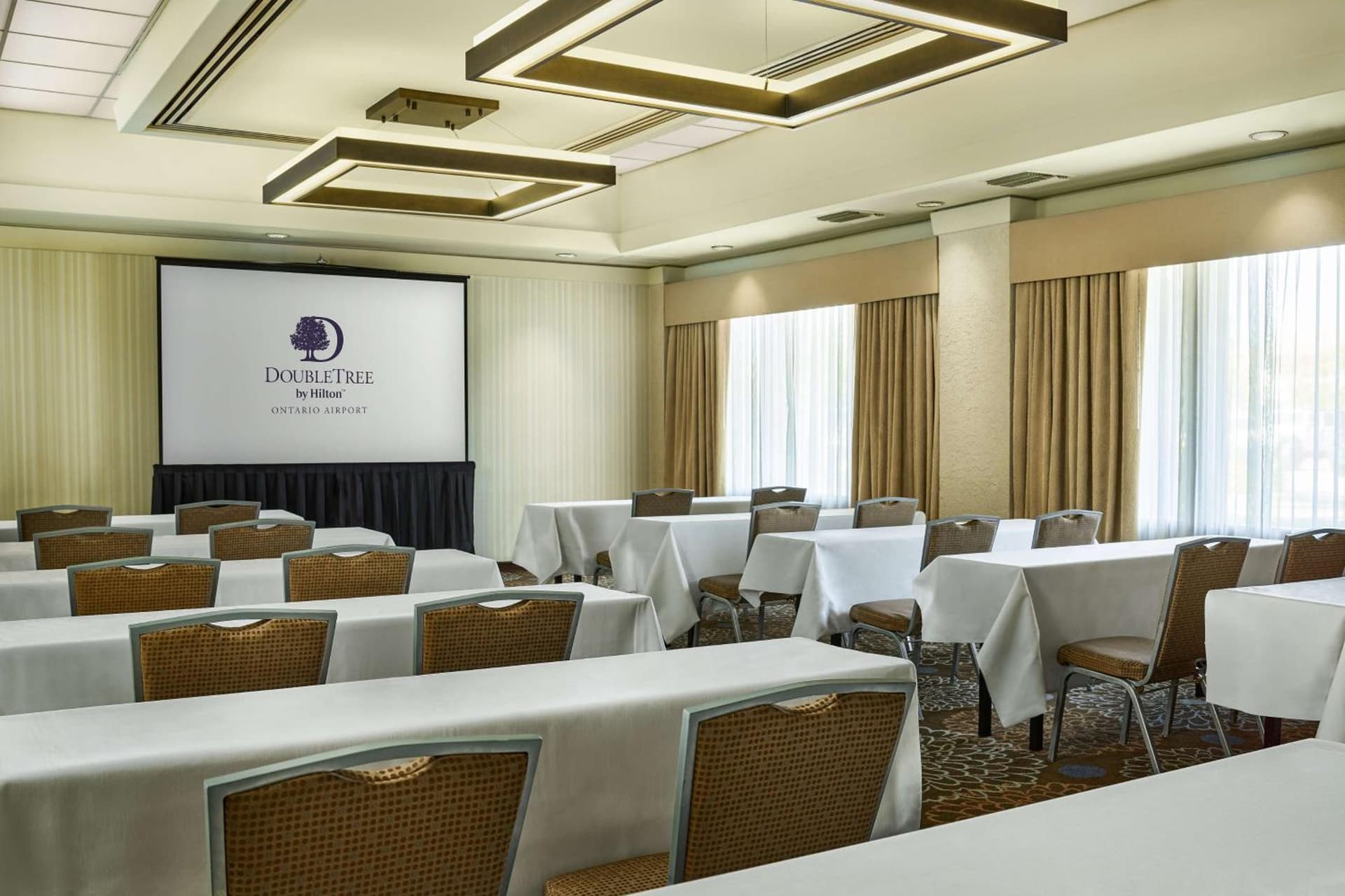 DoubleTree by Hilton Ontario Airport gallery photo in Ontario, CA — image 35