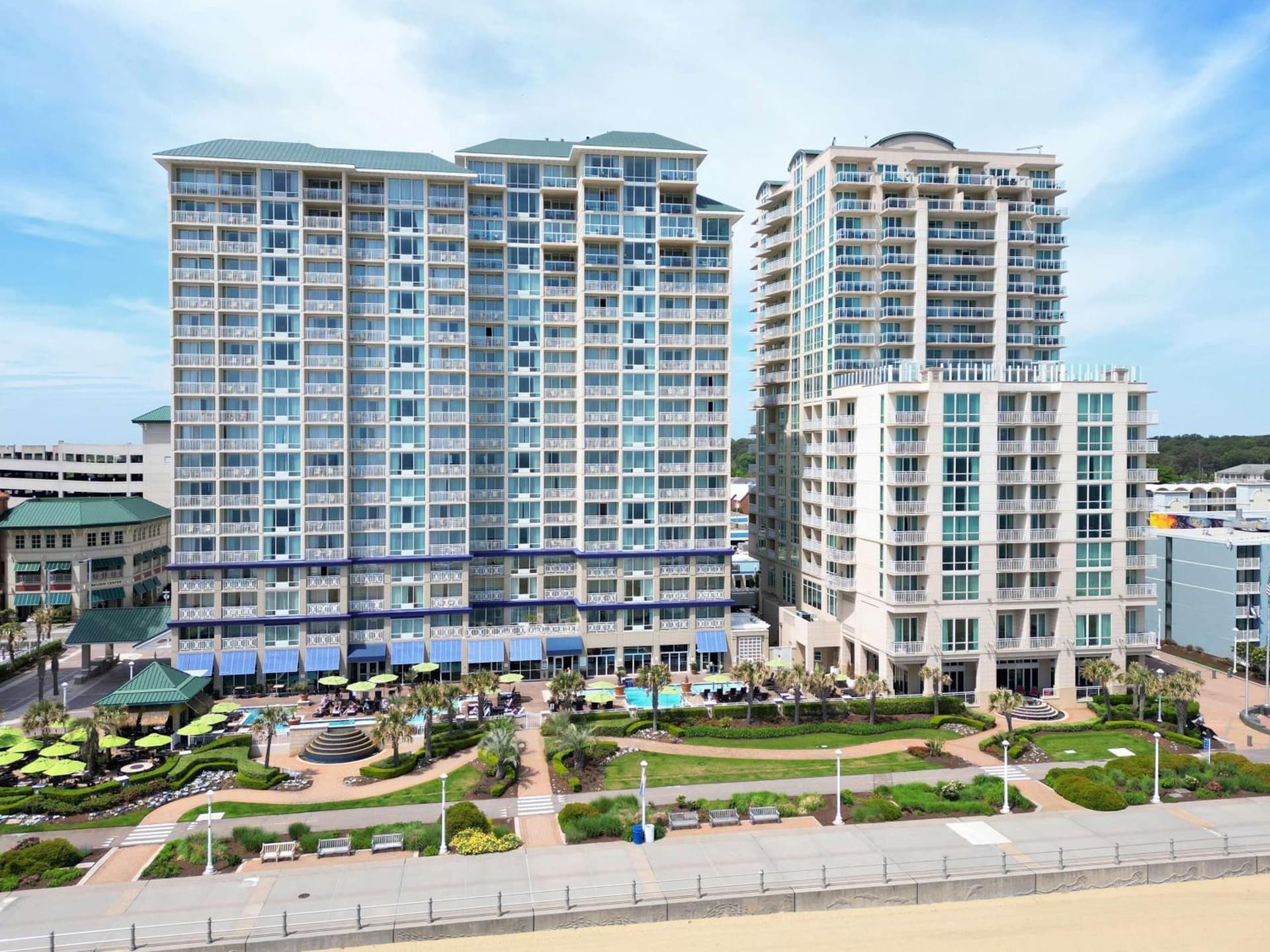 Hilton Vacation Club Oceanaire Virginia Beach featured exterior or lobby in Virginia Beach, VA — similar hotel