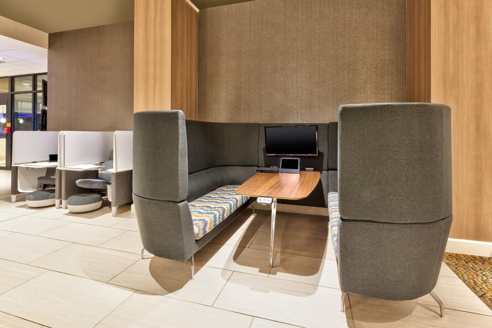 Crowne Plaza Dulles Airport by IHG gallery photo in Herndon, VA — image 13