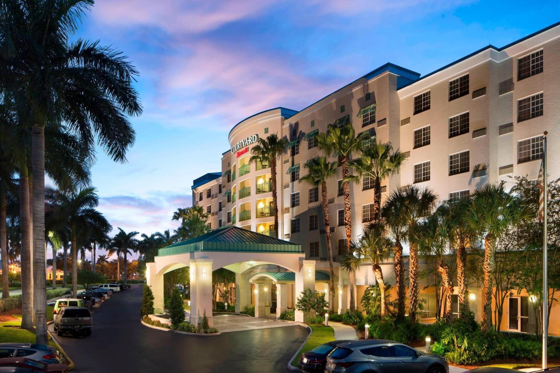 Courtyard by Marriott Fort Lauderdale Airport & Cruise Port — hotel in Dania Beach, Florida