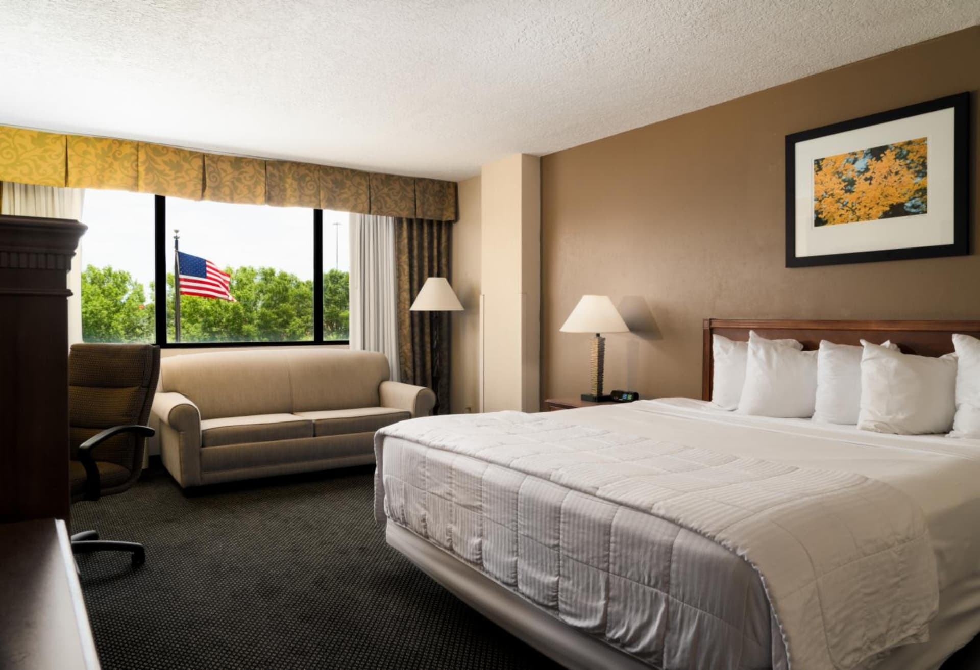 MCM Eleganté Hotel & Conference Center gallery photo in Beaumont, TX — image 17