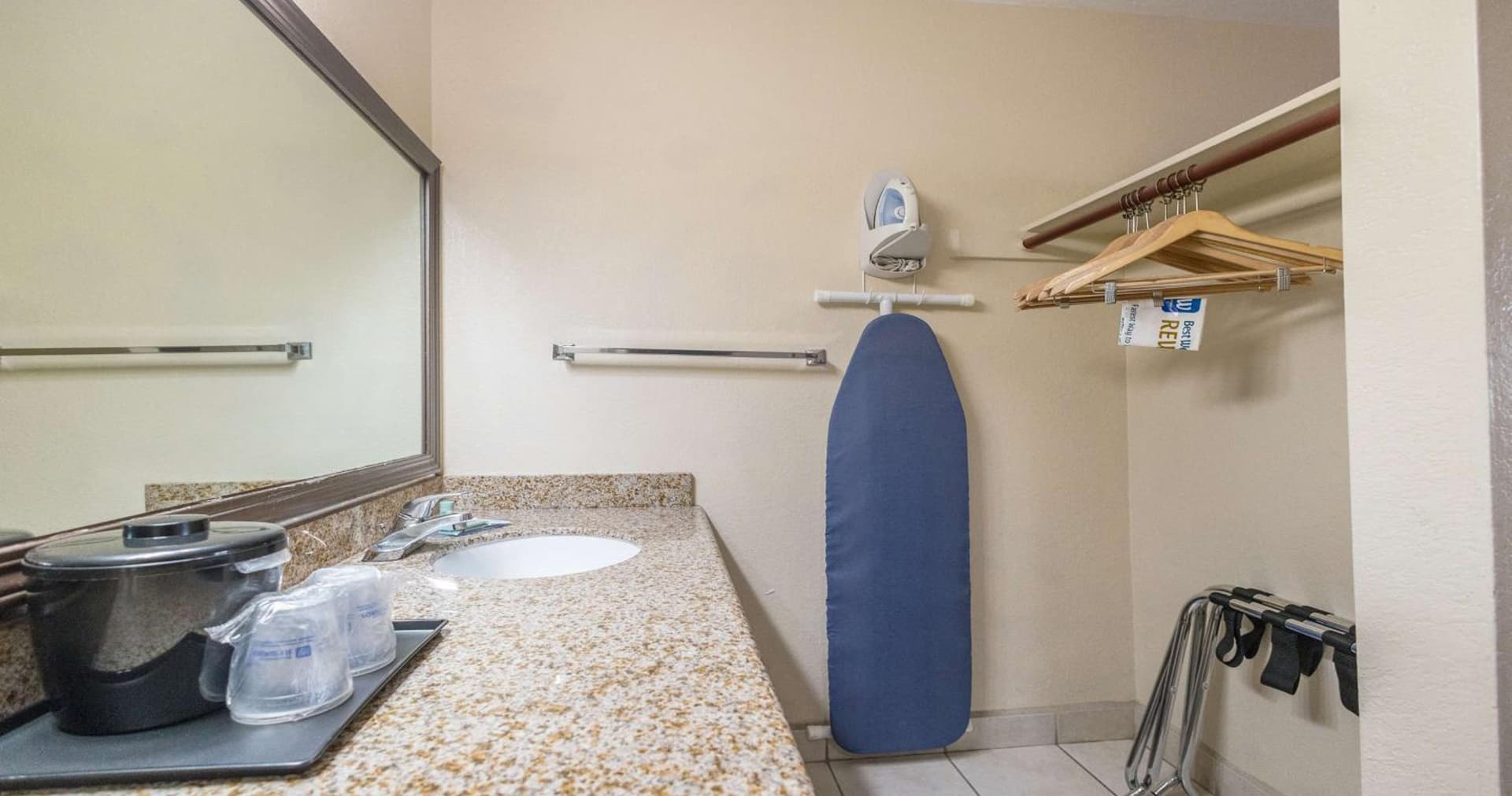 Best Western Roseville Inn gallery photo in Roseville, CA — image 102