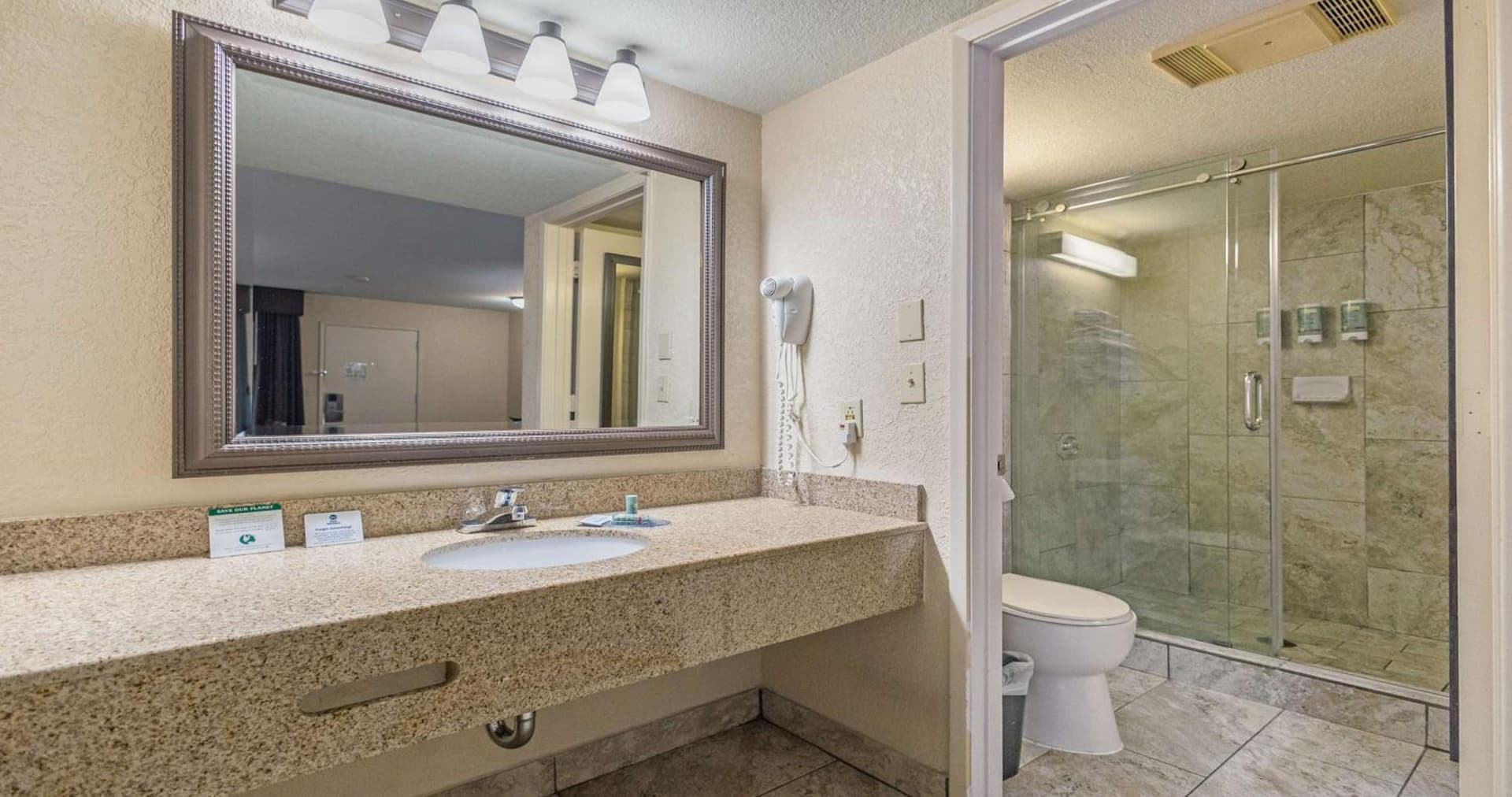 Best Western Roseville Inn gallery photo in Roseville, CA — image 81