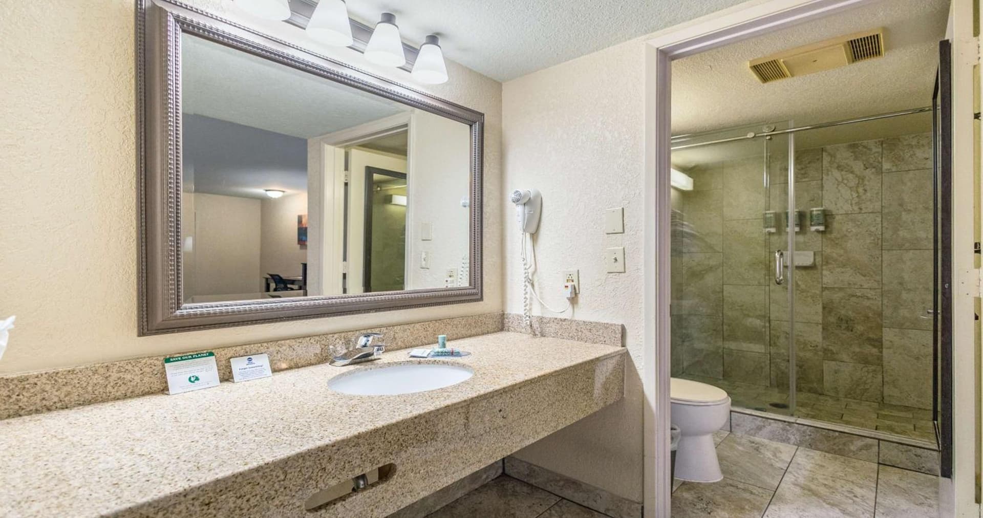 Best Western Roseville Inn gallery photo in Roseville, CA — image 18