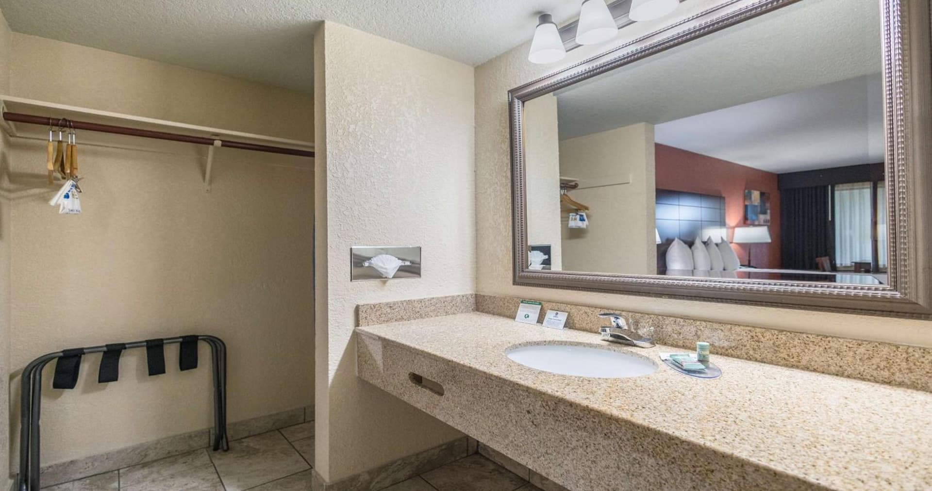 Best Western Roseville Inn gallery photo in Roseville, CA — image 105