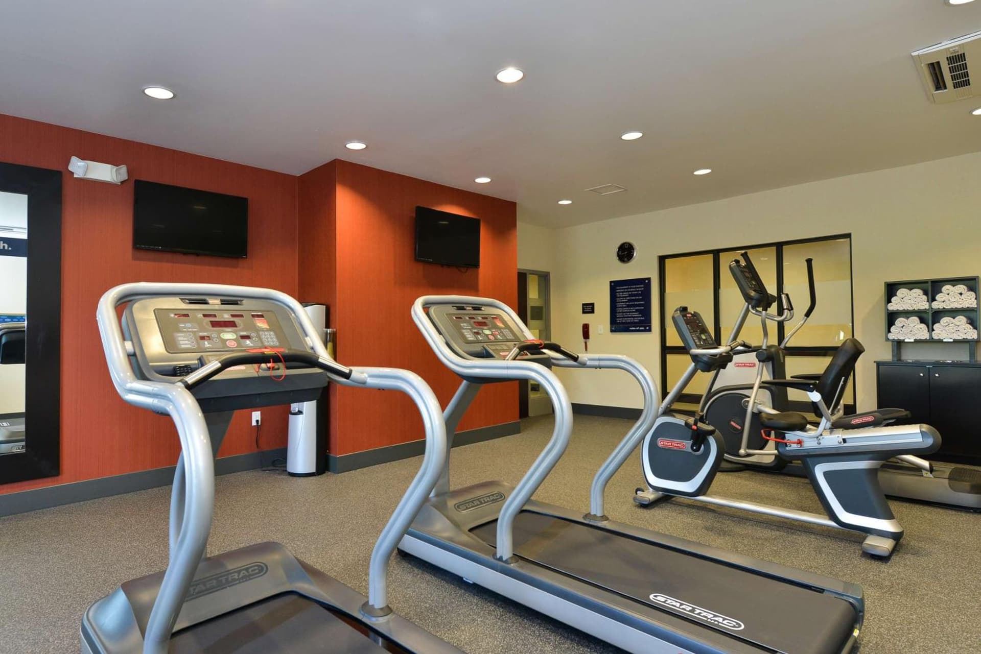 Hampton Inn Middletown gallery photo in Middletown, OH — image 16