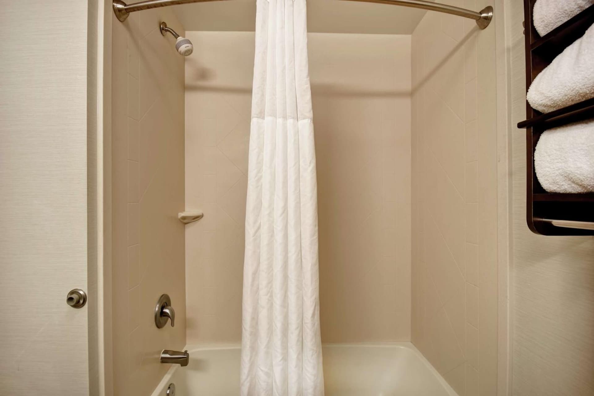 Hampton Inn Middletown gallery photo in Middletown, OH — image 42