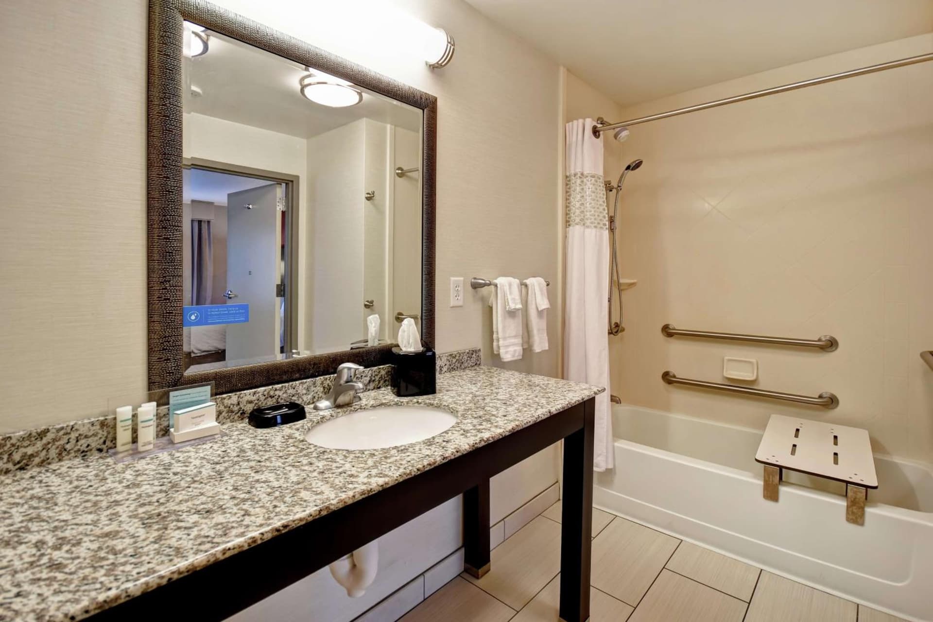 Hampton Inn Middletown gallery photo in Middletown, OH — image 41