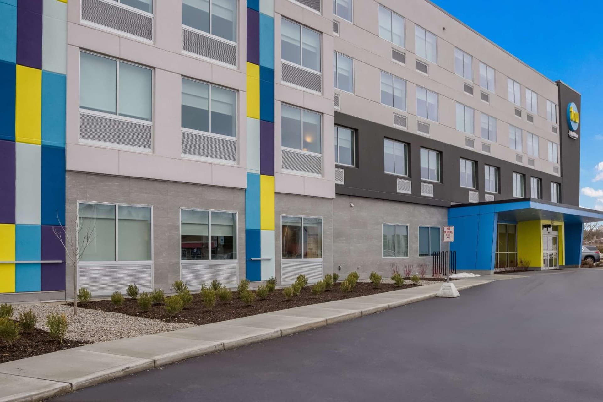 Tru By Hilton Traverse City property views in Traverse City, MI — gallery photo 3