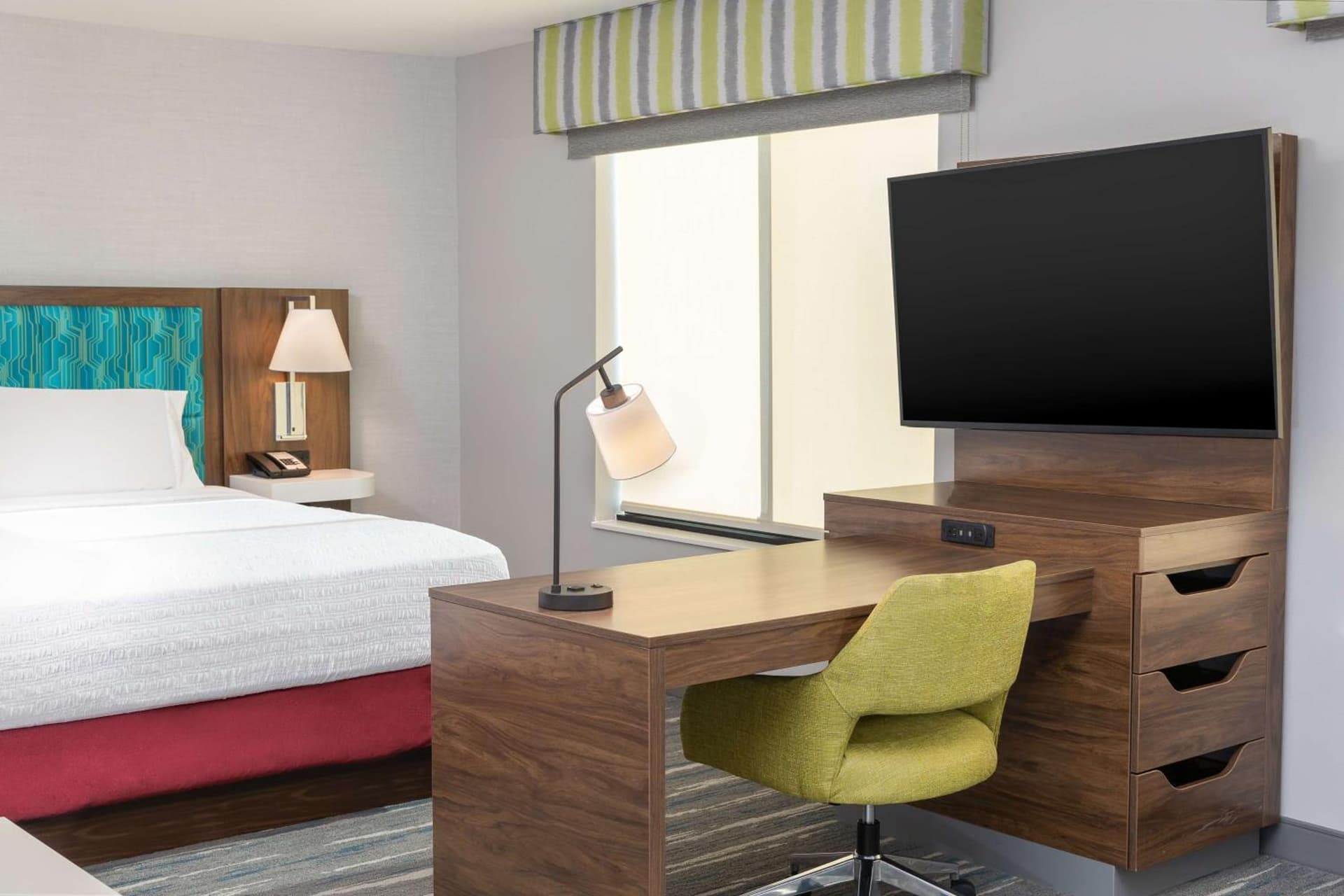 Hampton Inn & Suites Santa Rosa Sonoma Wine Country gallery photo in Santa Rosa, CA — image 39