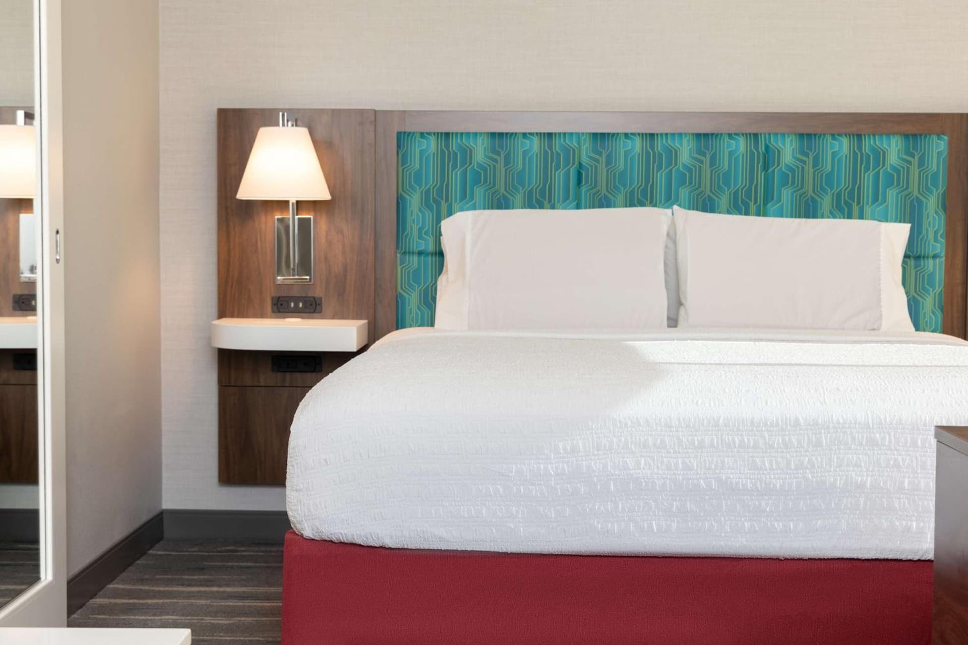 Hampton Inn & Suites Santa Rosa Sonoma Wine Country gallery photo in Santa Rosa, CA — image 19