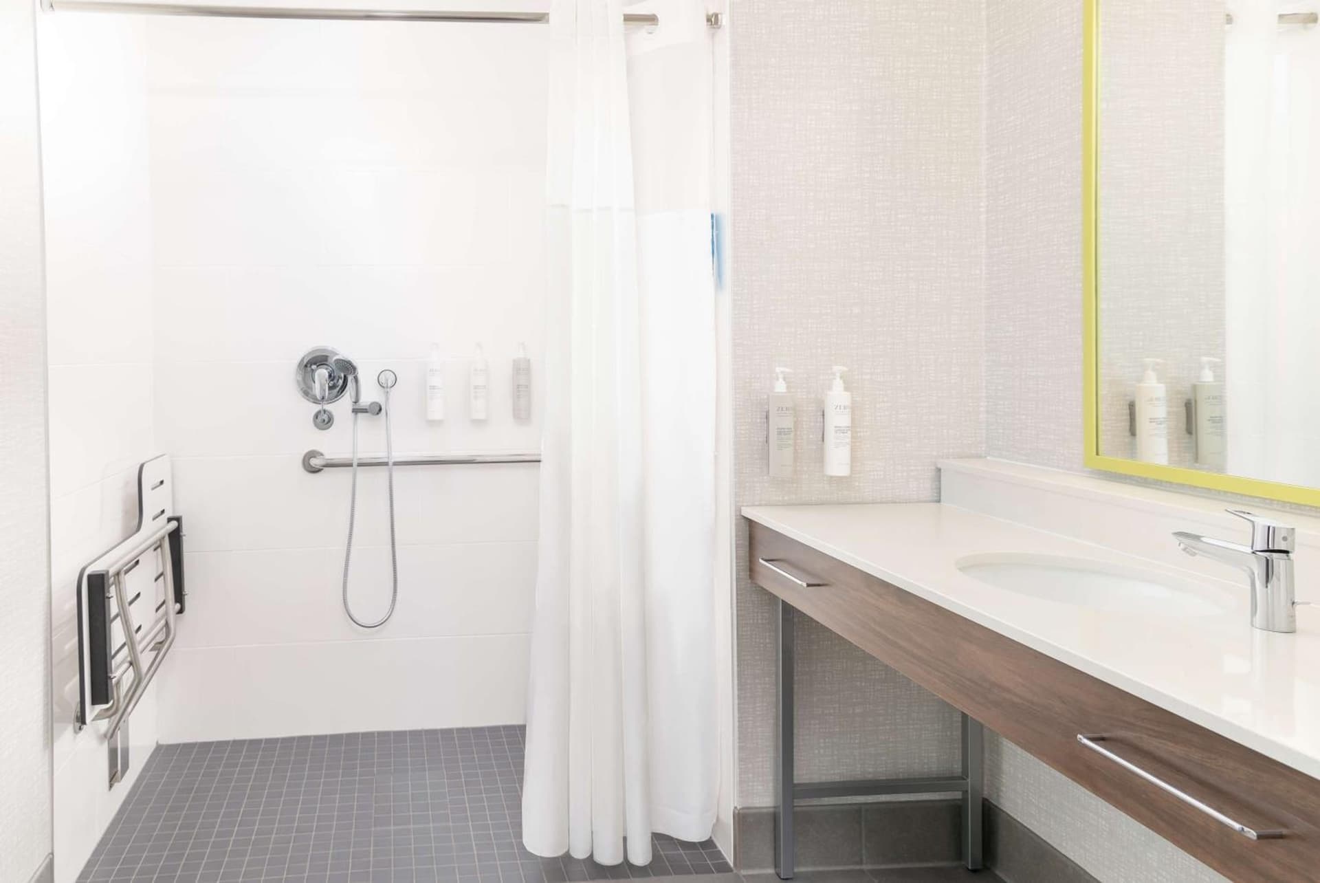 Hampton Inn & Suites Santa Rosa Sonoma Wine Country gallery photo in Santa Rosa, CA — image 24