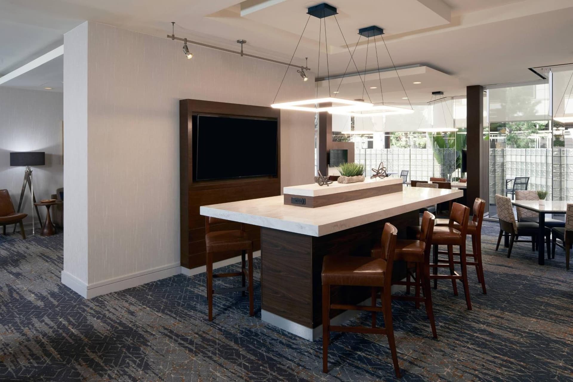 Courtyard by Marriott Los Angeles LAX / Century Boulevard gallery photo in Los Angeles, CA — image 16