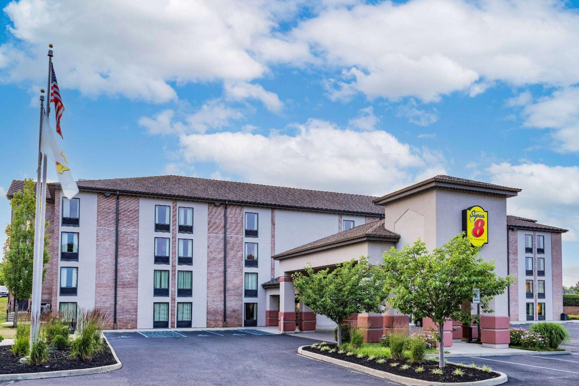 Super 8 by Wyndham Mount Laurel featured exterior or lobby in Mount Laurel, NJ — similar hotel