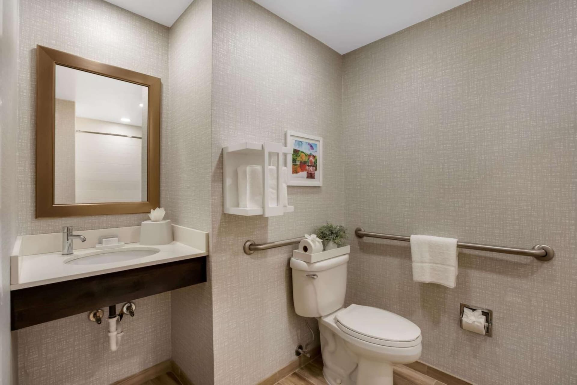 Hampton Inn Philadelphia/Willow Grove gallery photo in Willow Grove, PA — image 14