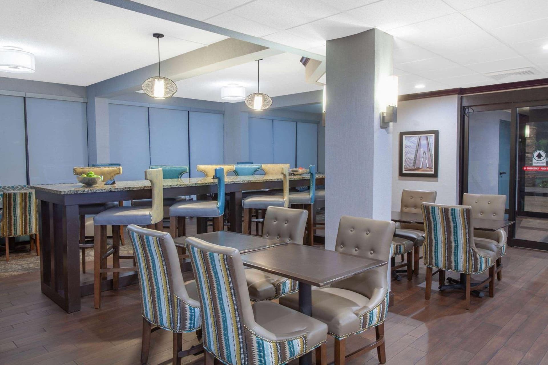 Wingate by Wyndham Charleston Coliseum gallery photo in Charleston, SC — image 32