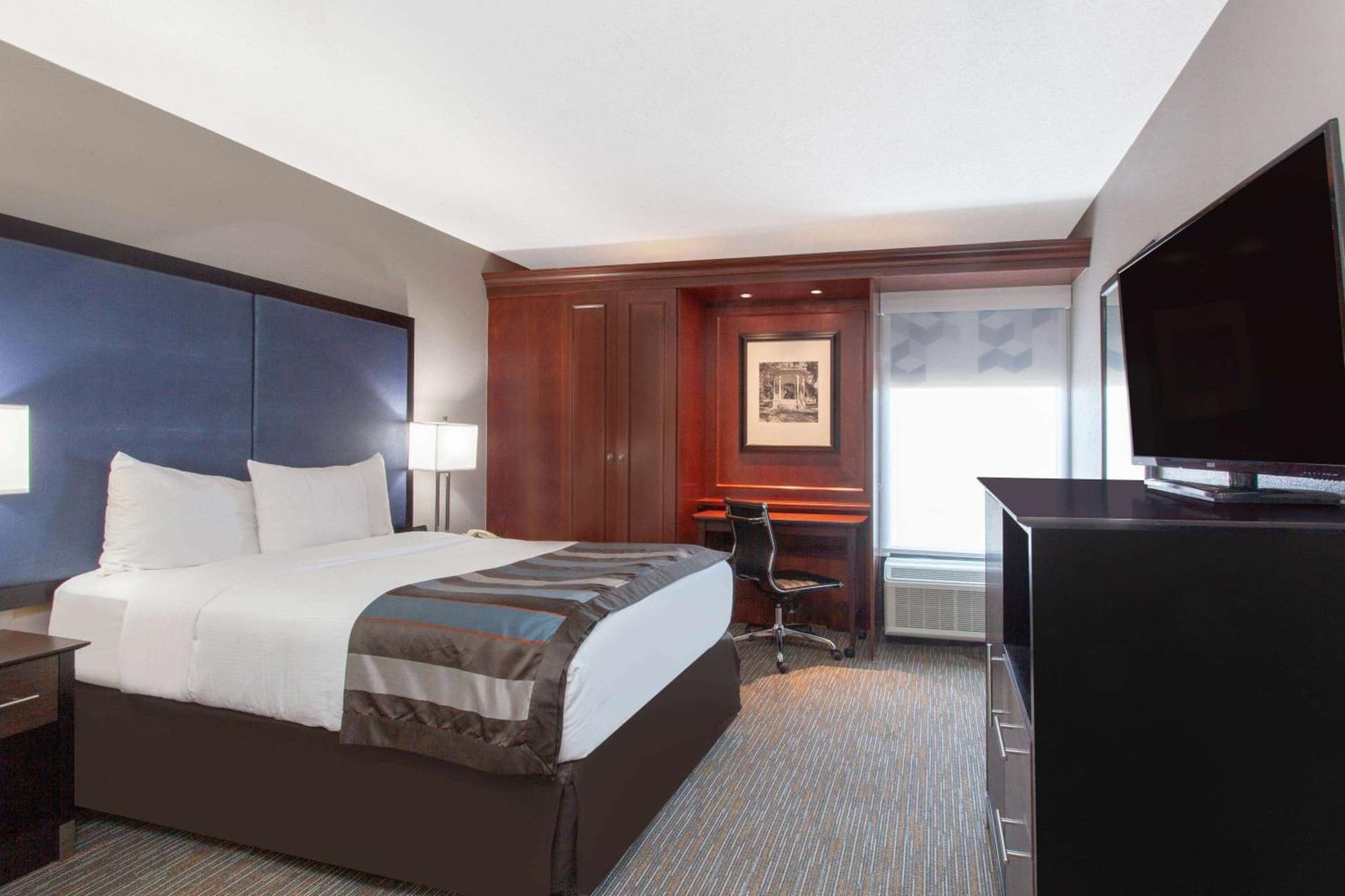 Wingate by Wyndham Charleston Coliseum gallery photo in Charleston, SC — image 22