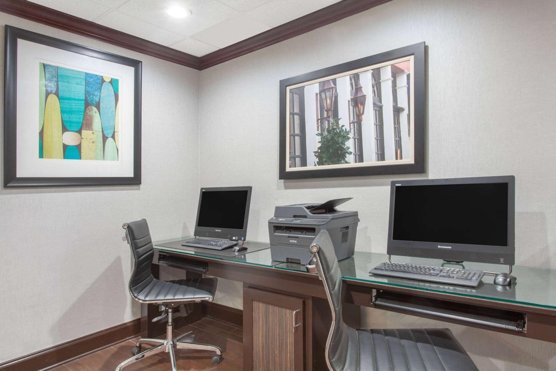 Wingate by Wyndham Charleston Coliseum gallery photo in Charleston, SC — image 4
