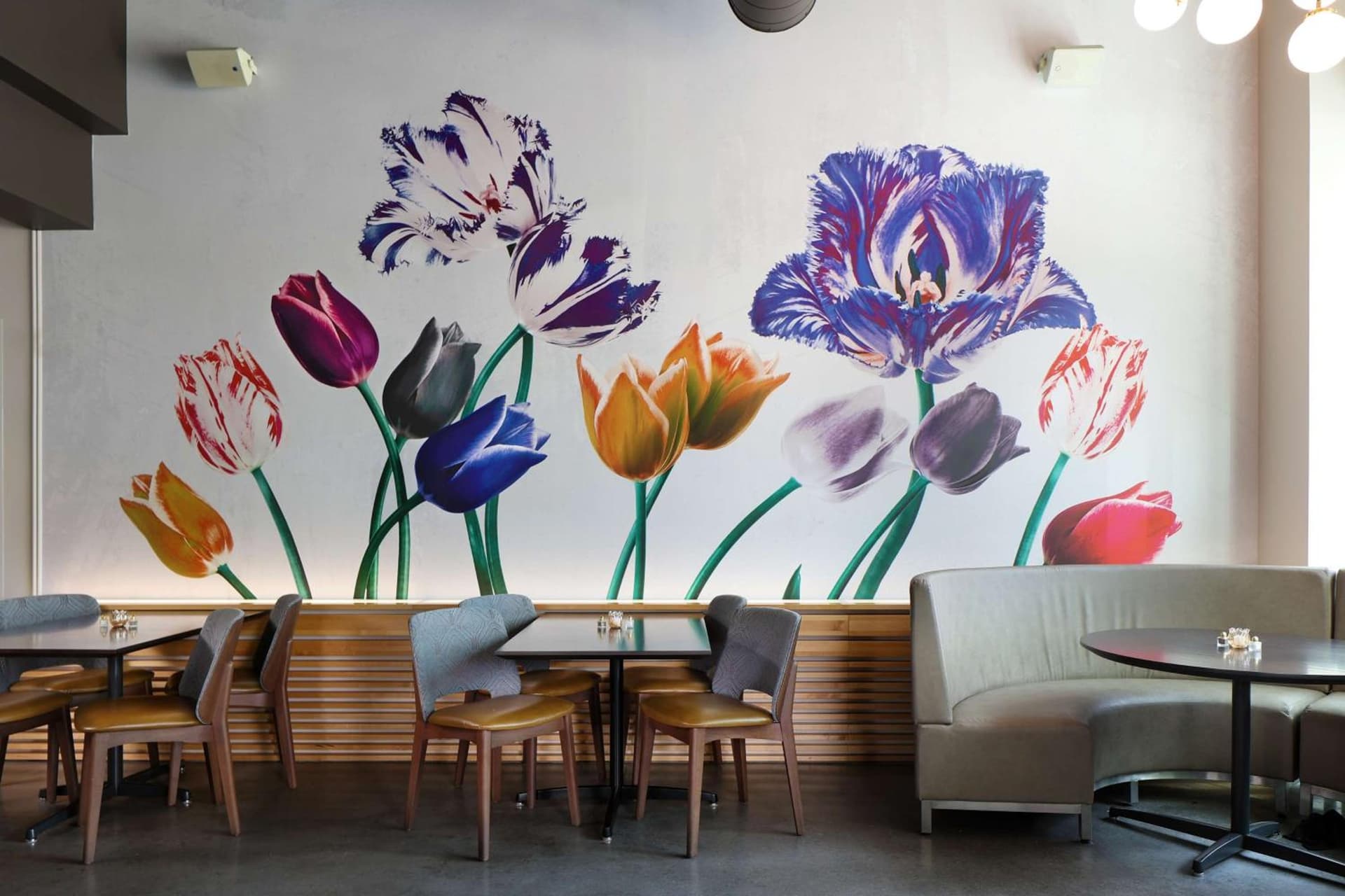 Tulyp, Tapestry Collection by Hilton gallery photo in Holland, MI — image 20