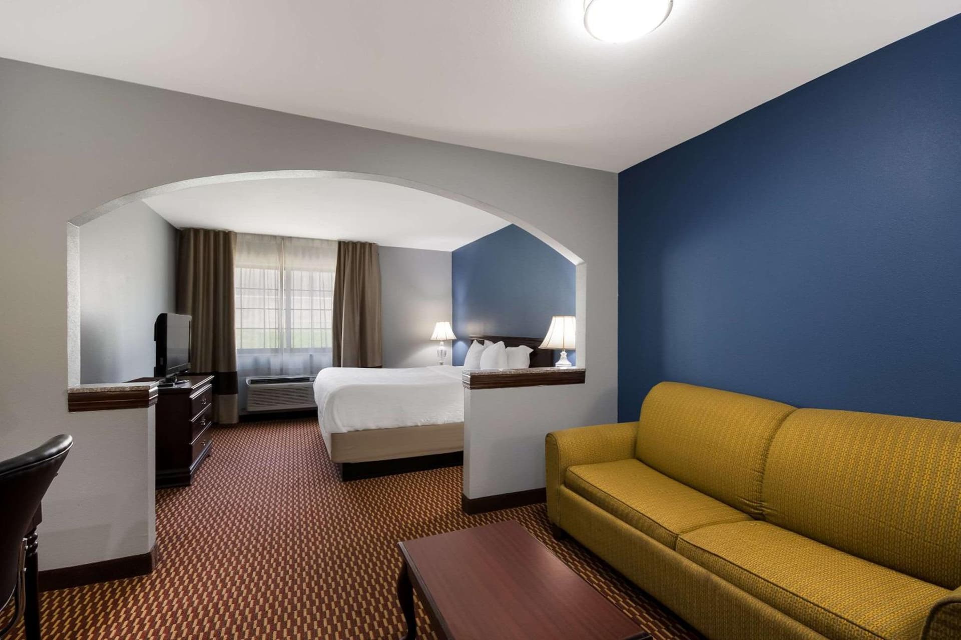 Quality Inn & Suites Oklahoma City North gallery photo in Edmond, OK — image 14