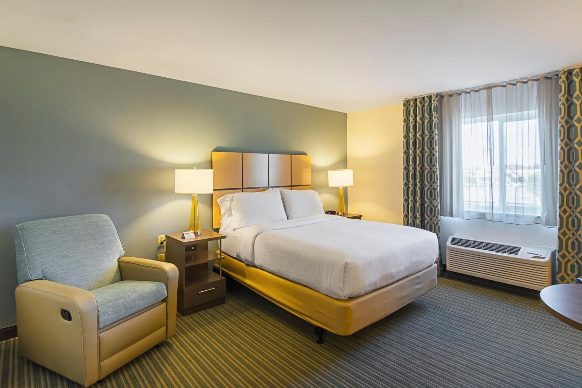Candlewood Suites Pensacola - University Area by IHG property views in Pensacola, FL — gallery photo 3