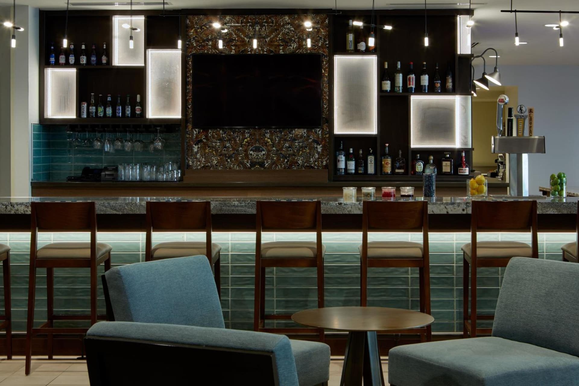 Courtyard by Marriott Thousand Oaks Agoura Hills gallery photo in Agoura Hills, CA — image 25