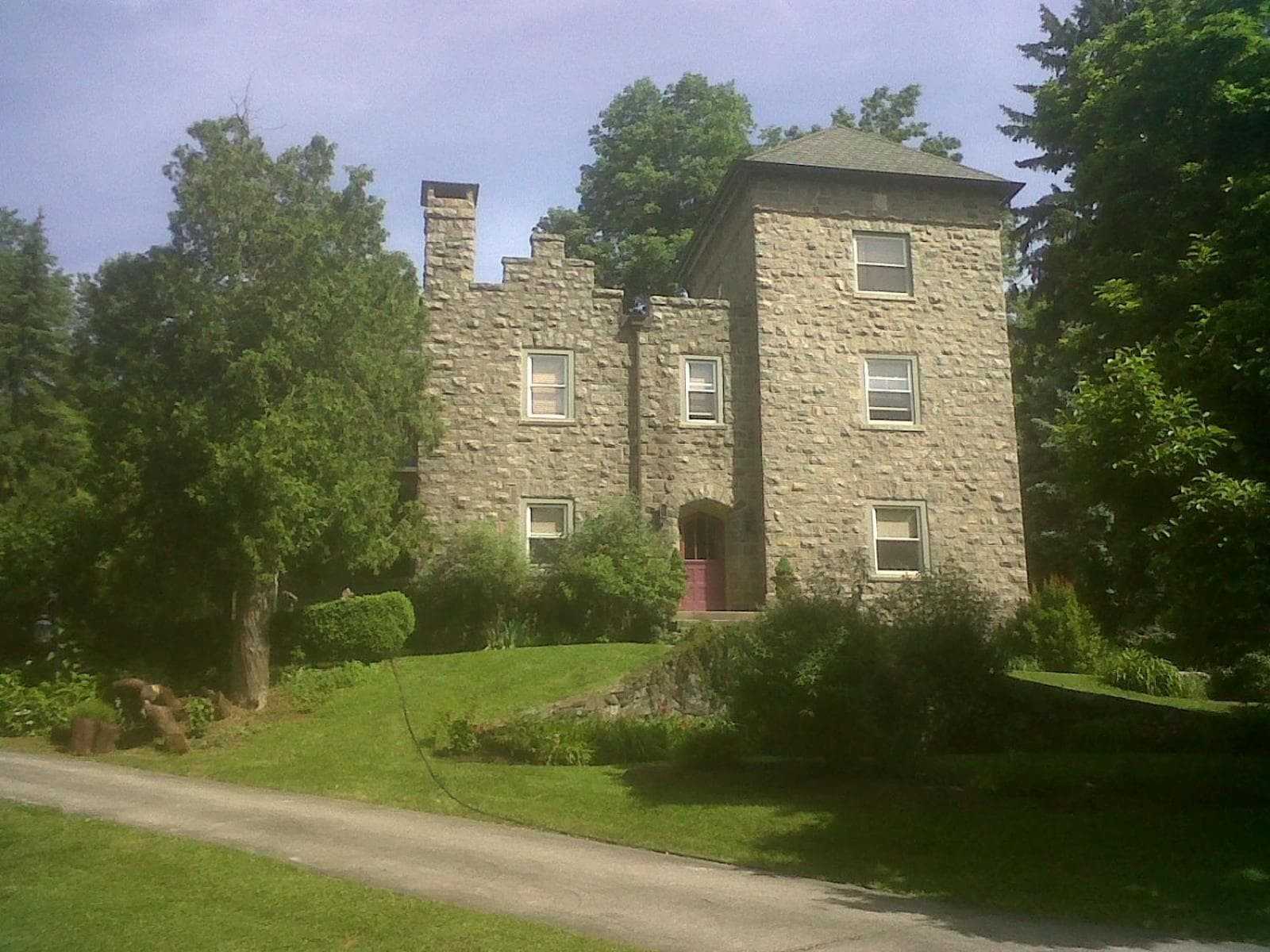 Little Castle featured exterior or lobby in Villanova, PA — similar hotel