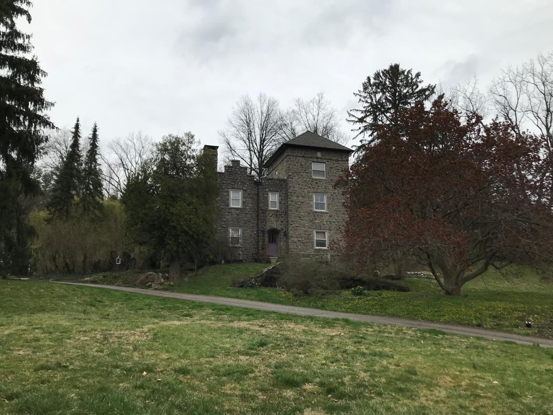 Little Castle property views in Villanova, PA — gallery photo 3