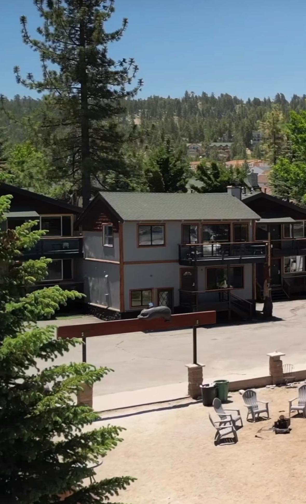 Lakefront Escape featured exterior or lobby in Big Bear Lake, CA — similar hotel