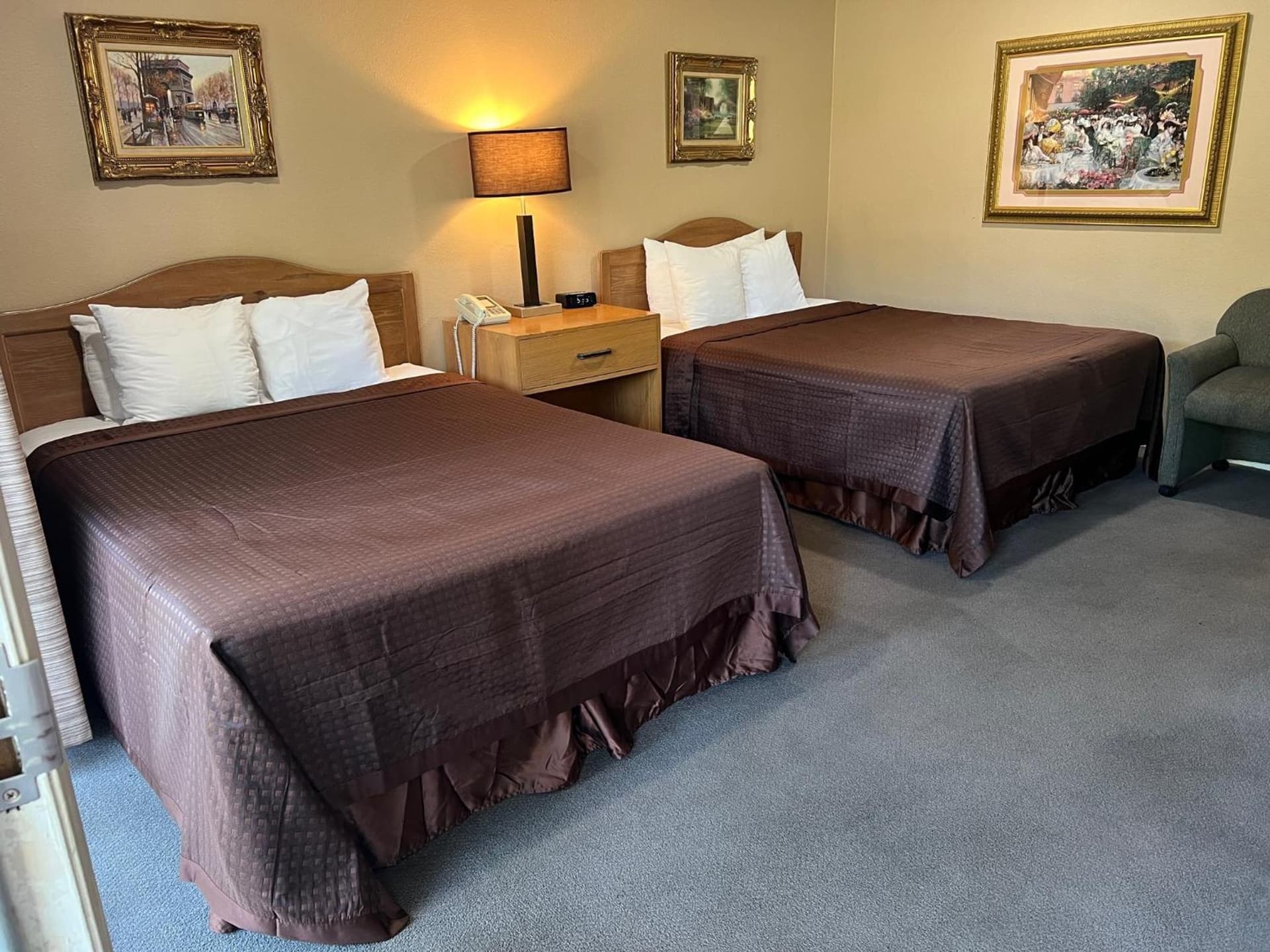 Lamp Liter Inn Visalia, an Ascend Collection Hotel gallery photo in Visalia, CA — image 20