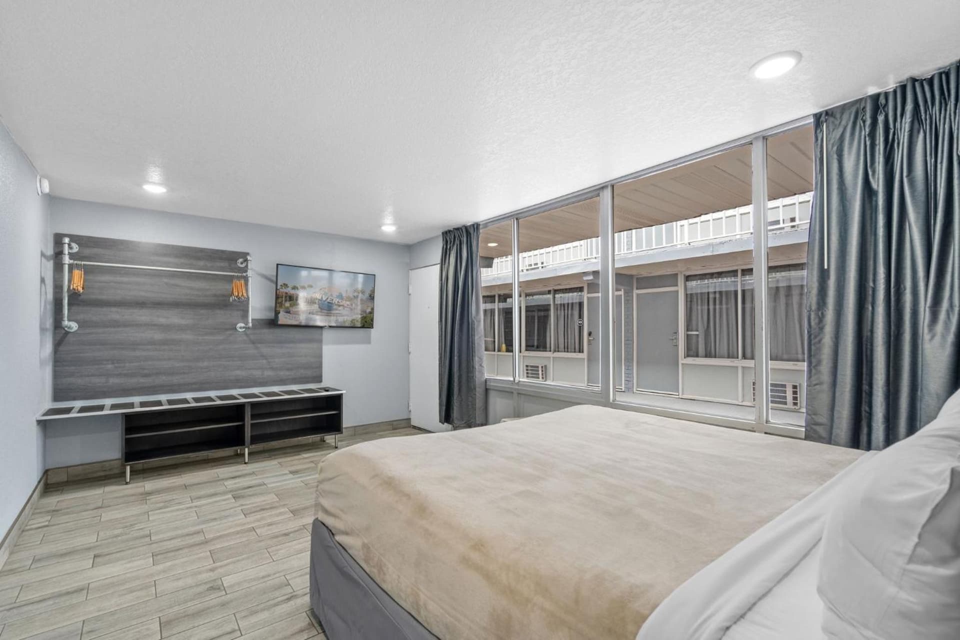 Celebration Suites interior in Orlando, FL — gallery photo 2