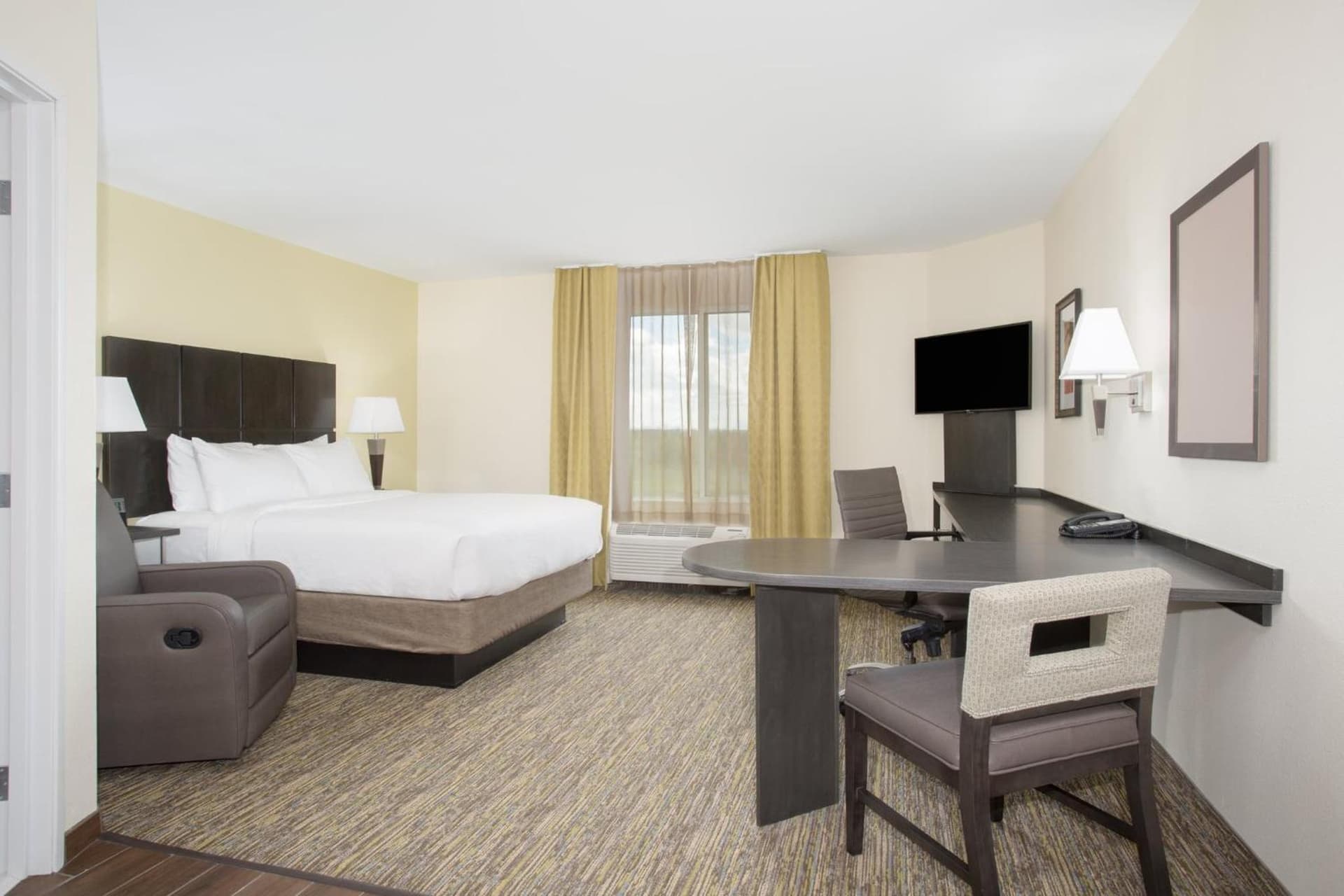 Candlewood Suites Longmont - Boulder Area by IHG gallery photo in Longmont, CO — image 84
