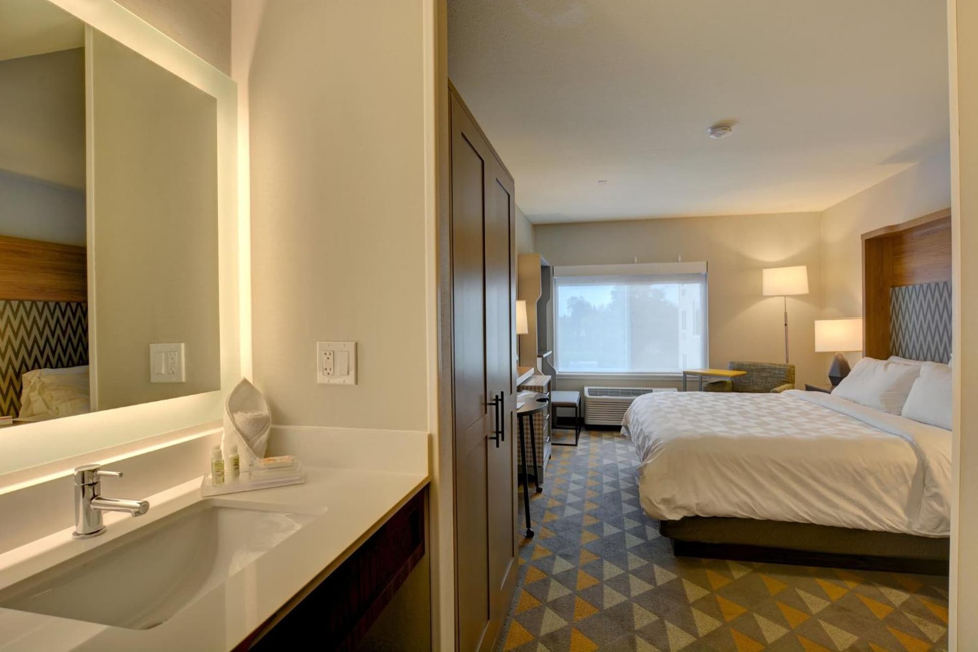 Holiday Inn - Salem by IHG gallery photo in Salem, OR — image 12