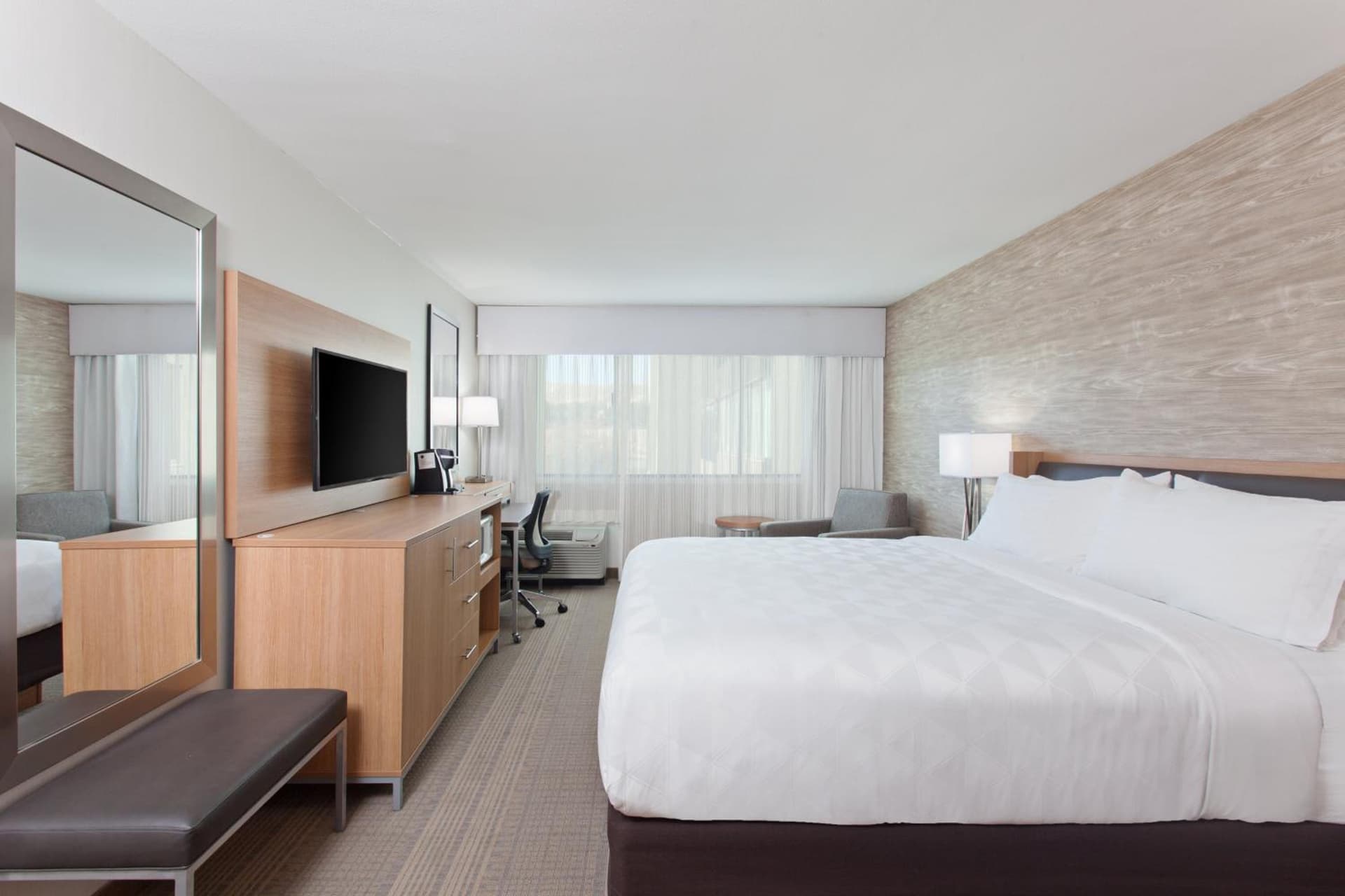 Holiday Inn Palmdale-Lancaster by IHG gallery photo in Palmdale, CA — image 36