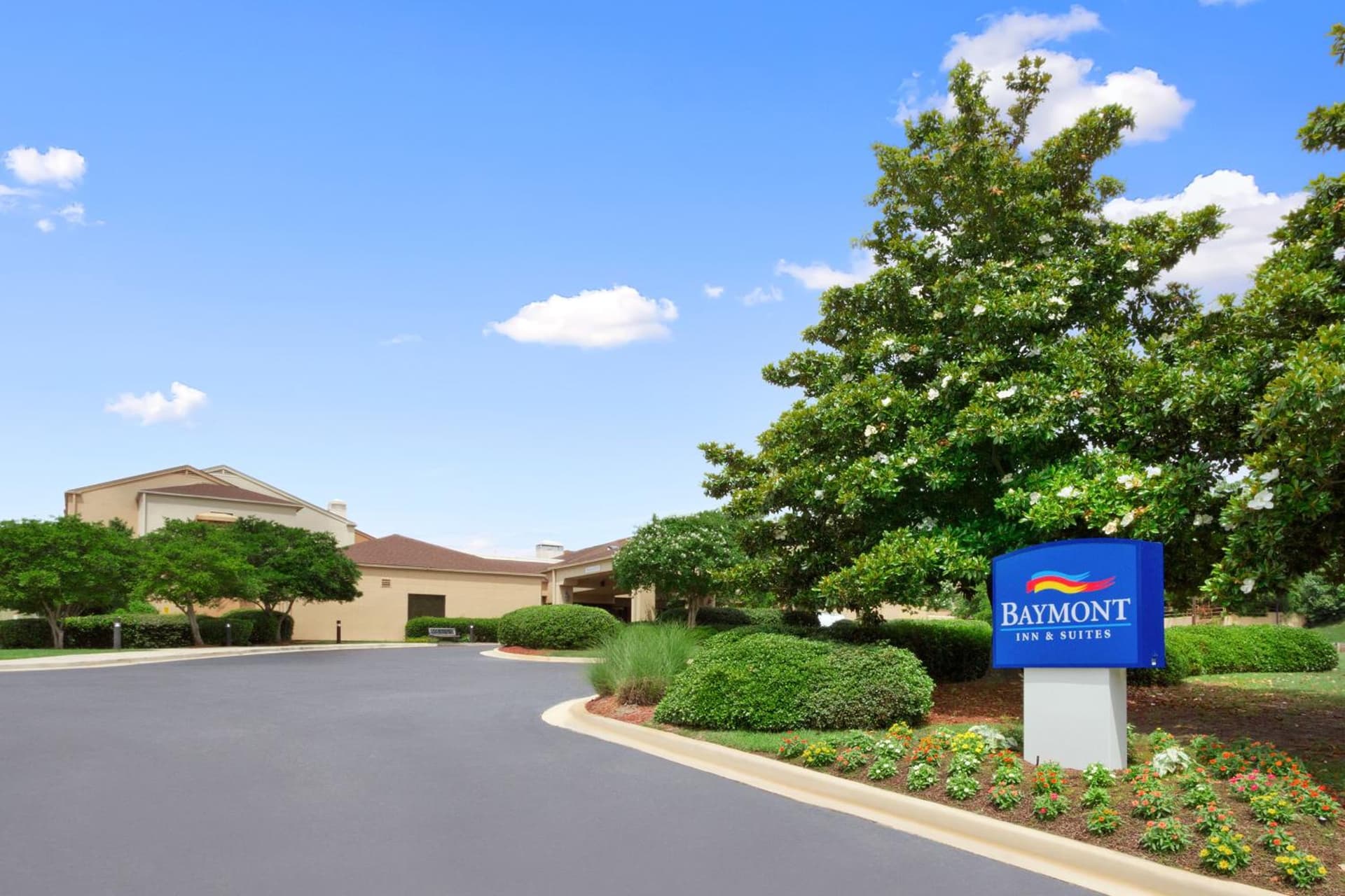 Baymont by Wyndham Columbia Northwest property views in Columbia, SC — gallery photo 3