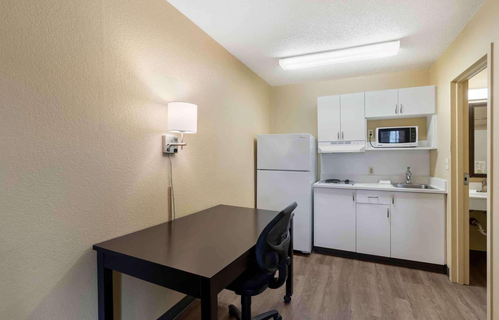 Extended Stay America Select Suites - Newport News - Oyster Point gallery photo in Newport News, VA — image 21