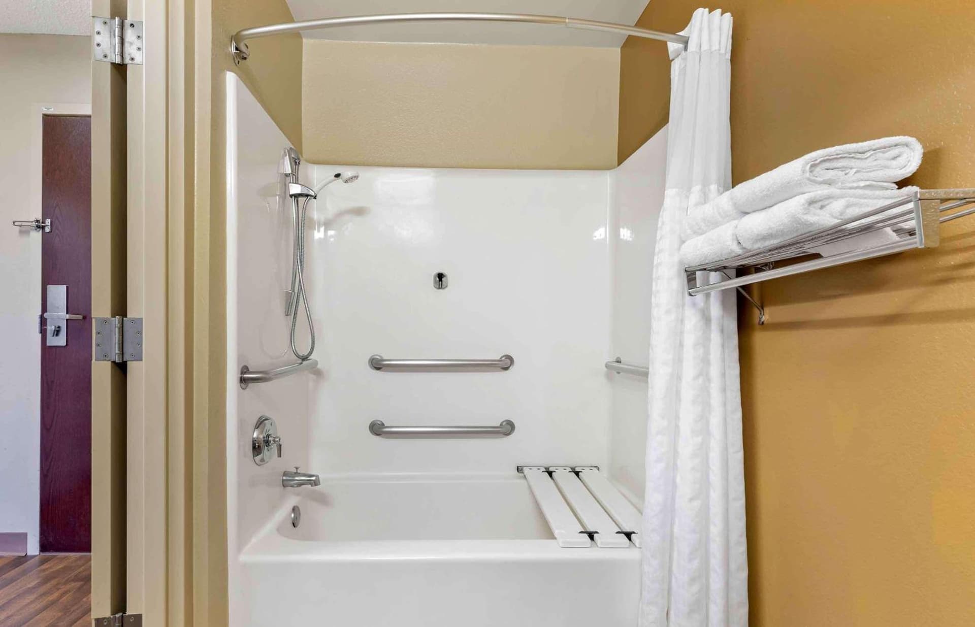 Extended Stay America Select Suites - Newport News - Oyster Point gallery photo in Newport News, VA — image 19