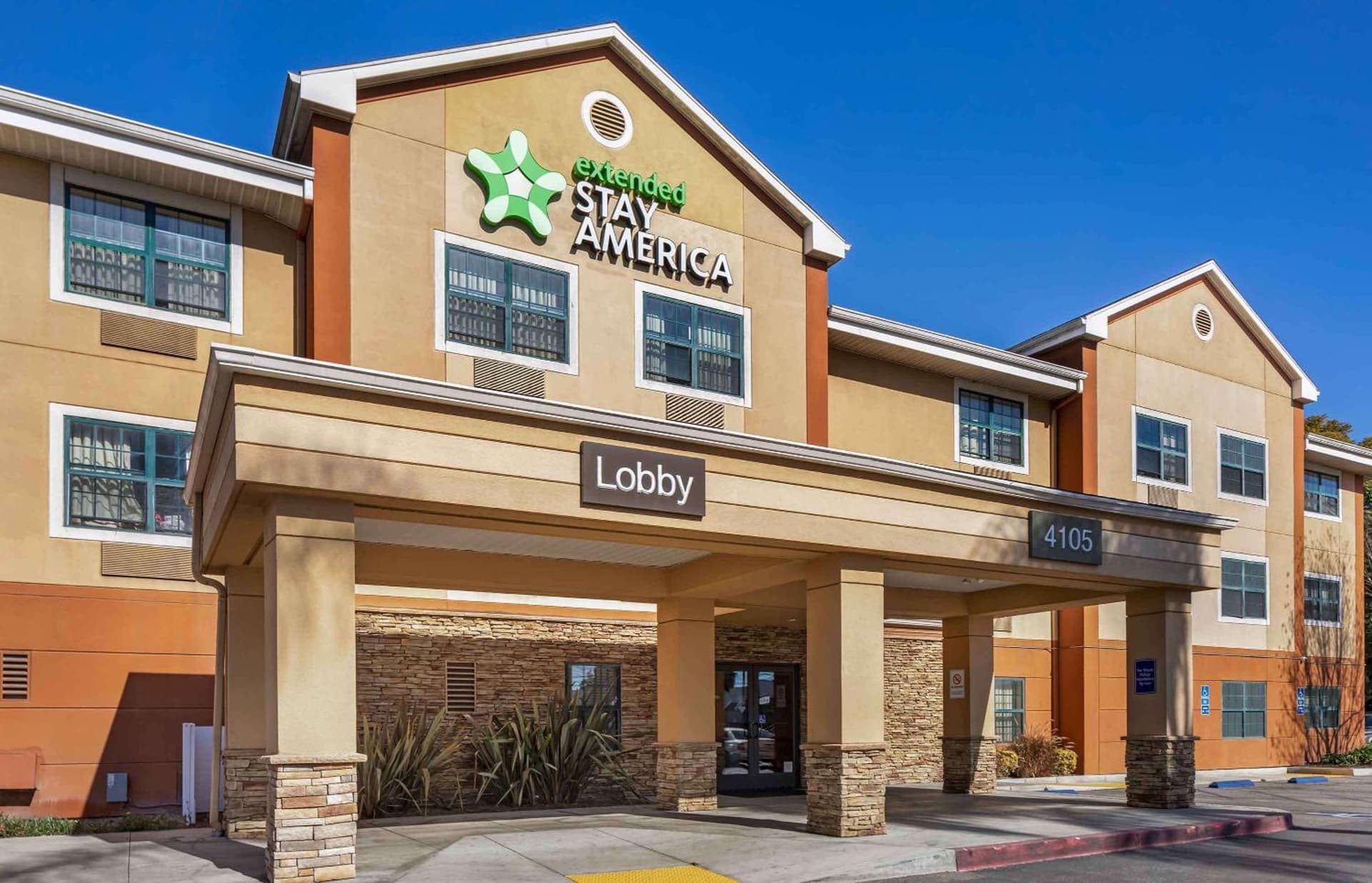 Extended Stay America Suites - Los Angeles - Long Beach Airport interior in Long Beach, CA — gallery photo 2