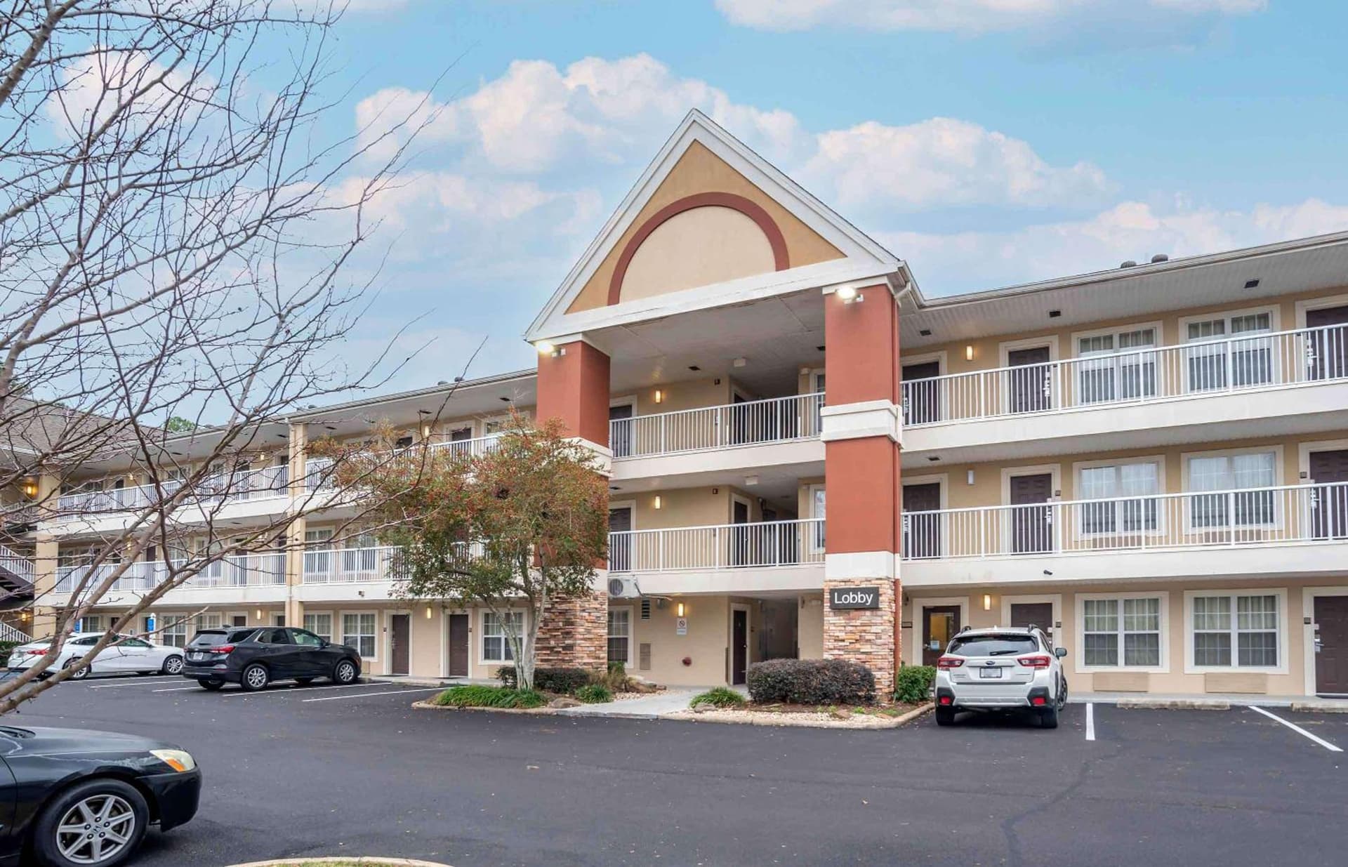 Extended Stay America Select Suites - Jackson - North property views in Jackson, MS — gallery photo 3